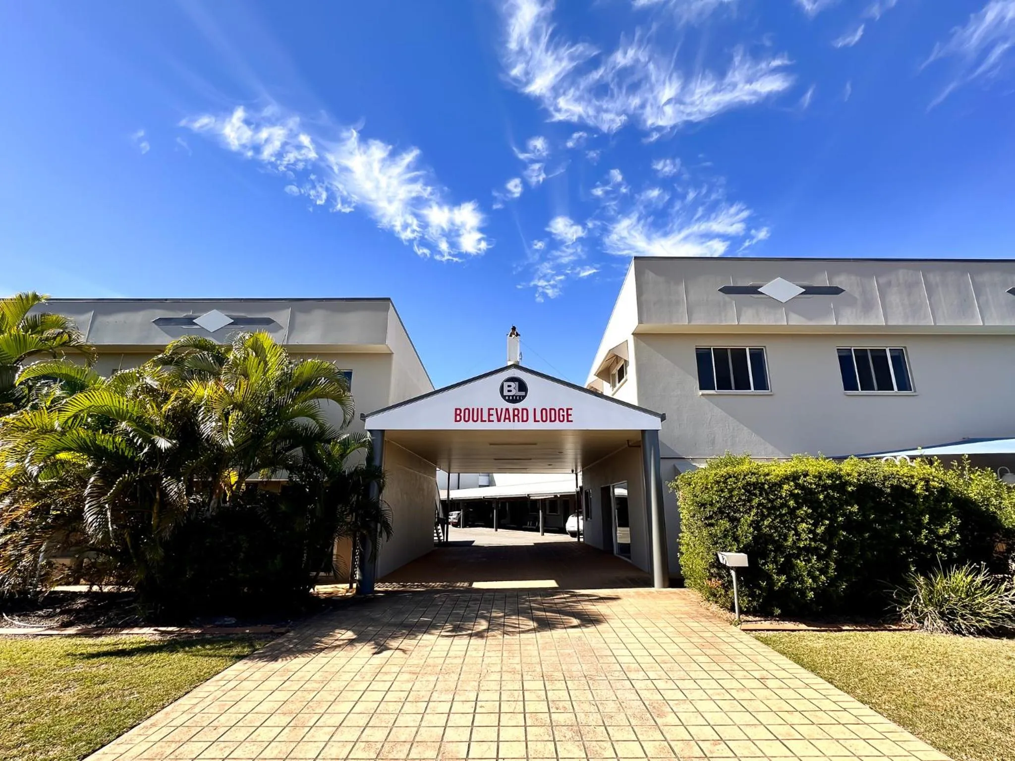 Property building in Boulevard Lodge Bundaberg