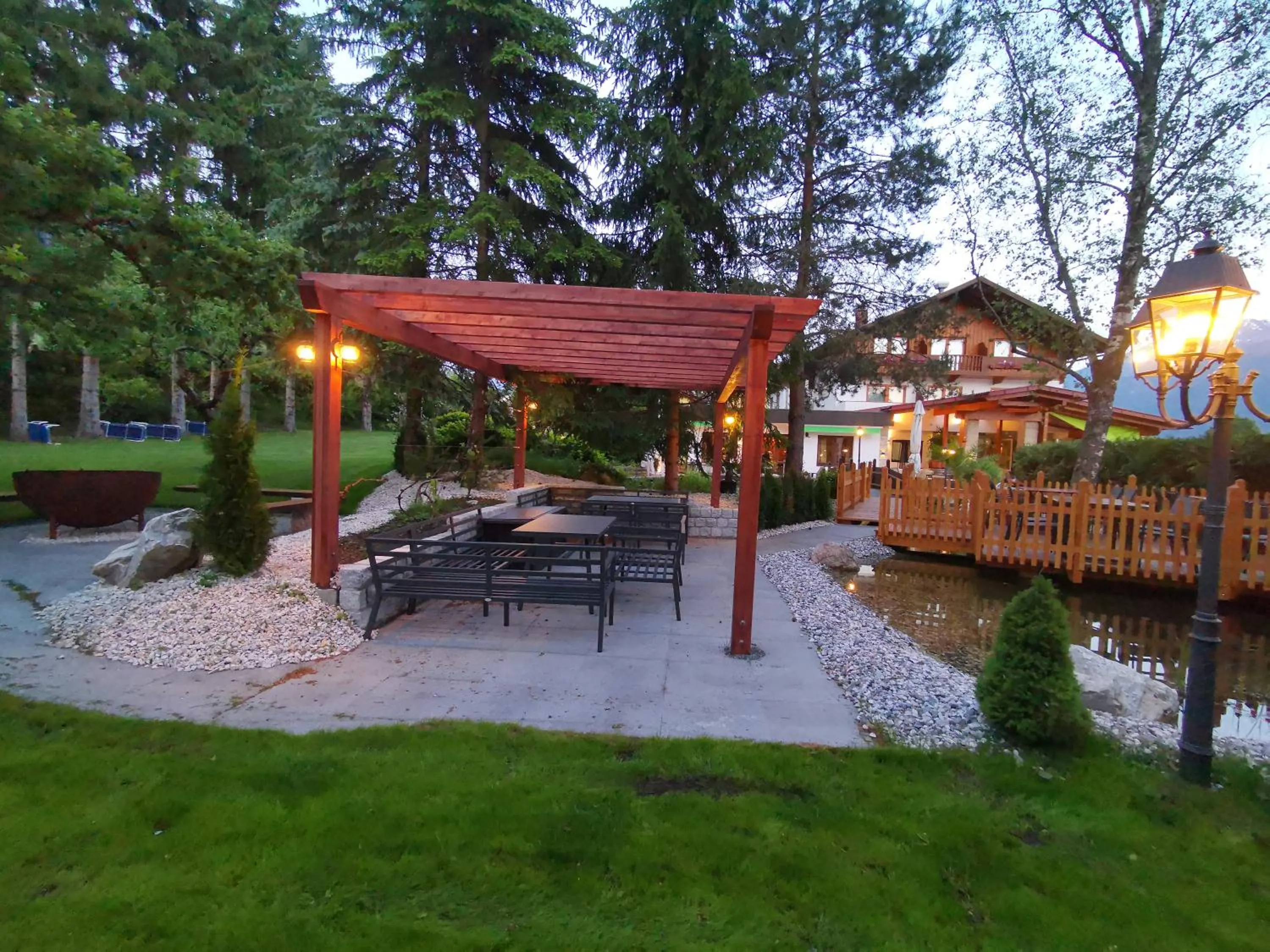 Patio in Hotel Kärntnerhof & Suiten 3-Stern Superior