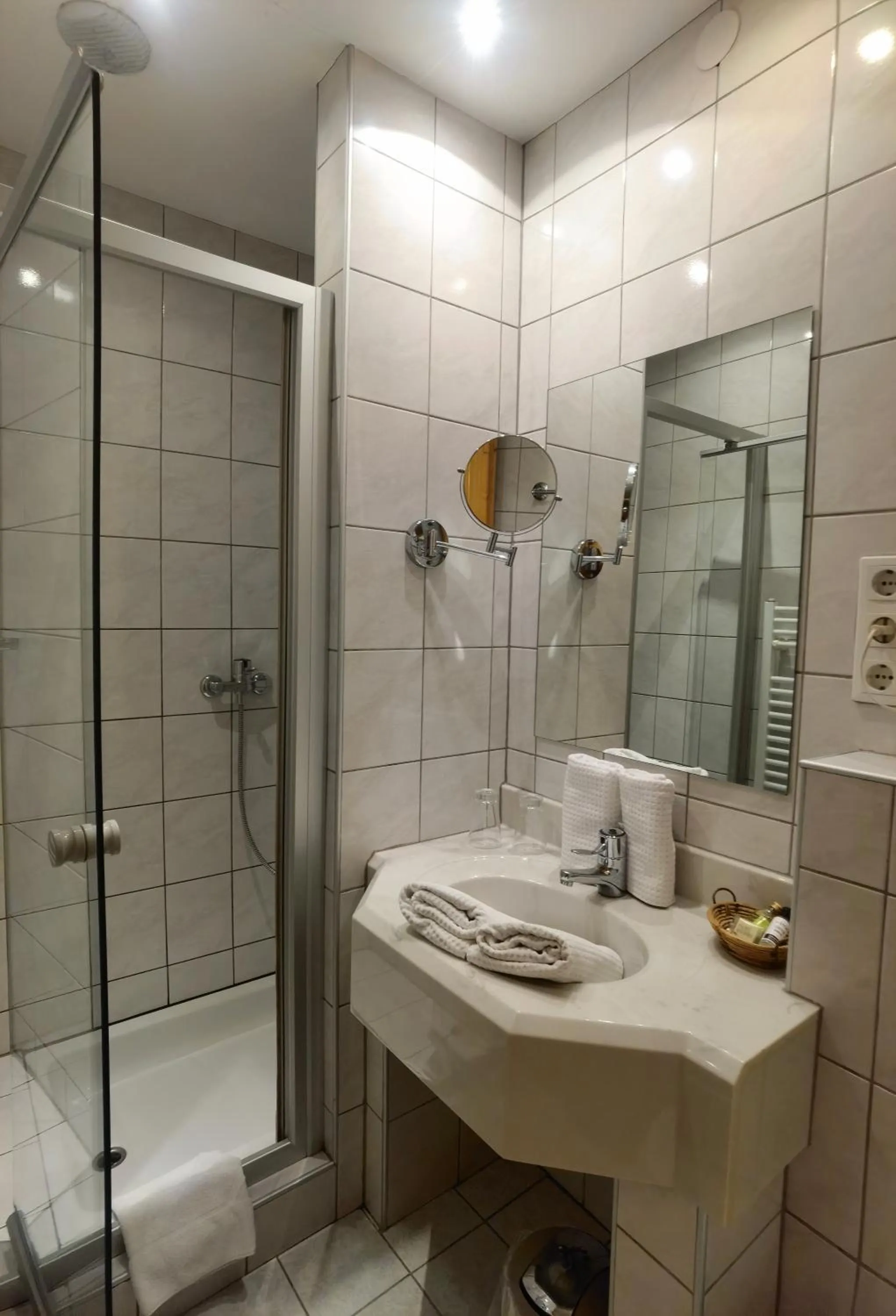 Bathroom in Hotel Kärntnerhof & Suiten 3-Stern Superior