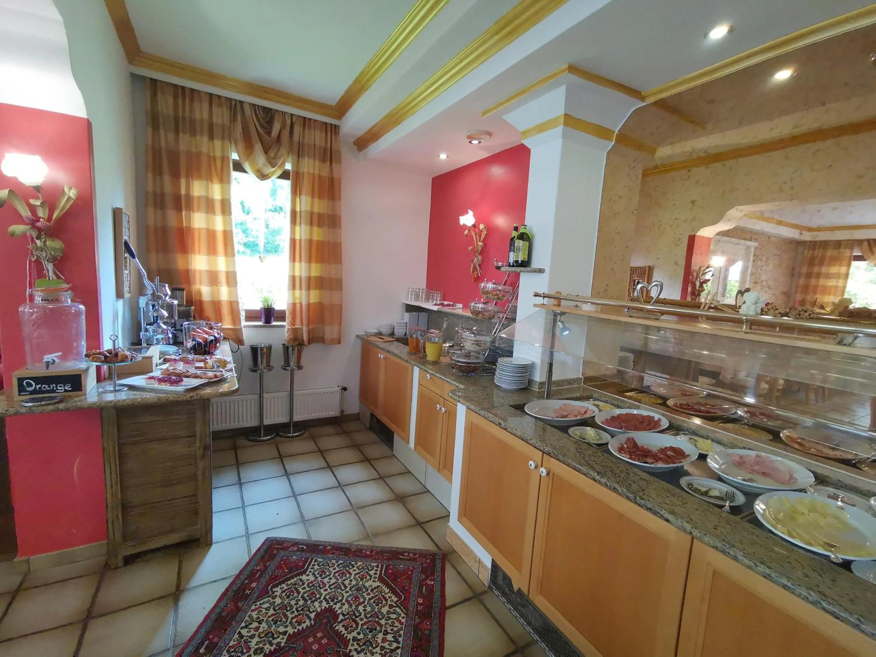 Breakfast in Hotel Kärntnerhof & Suiten 3-Stern Superior