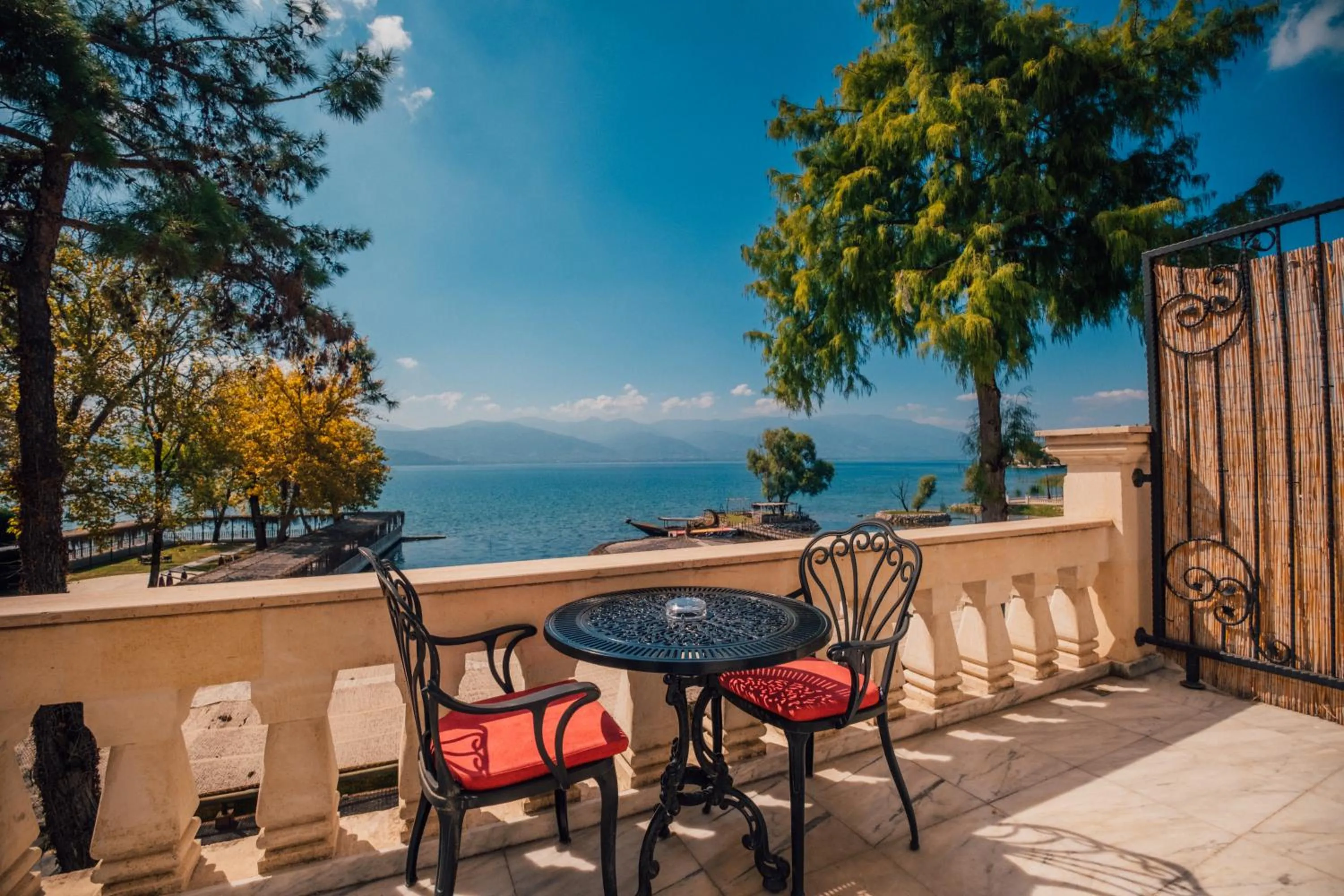 DELLAGO LUXURY HOTEL SAPANCA