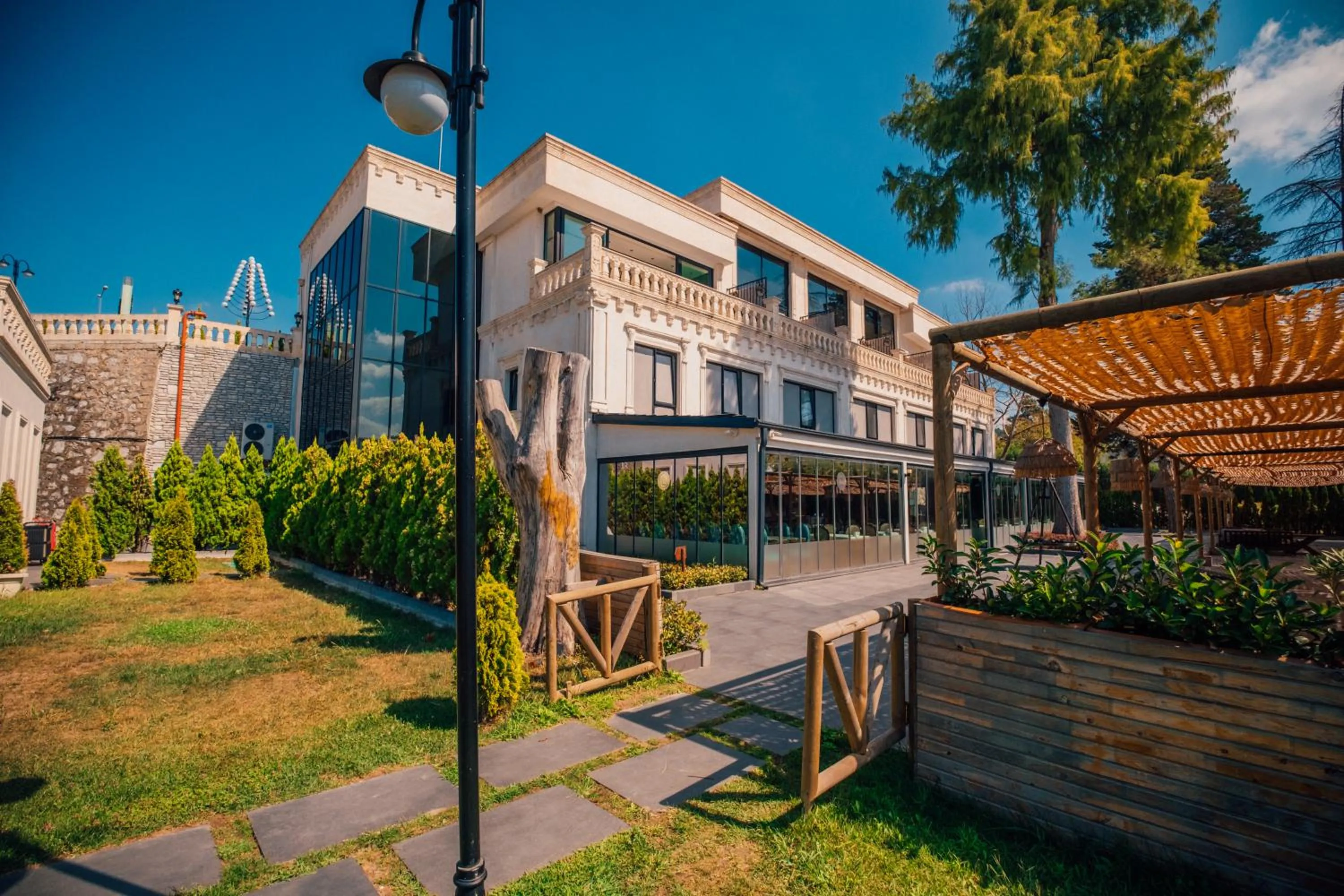 DELLAGO LUXURY HOTEL SAPANCA