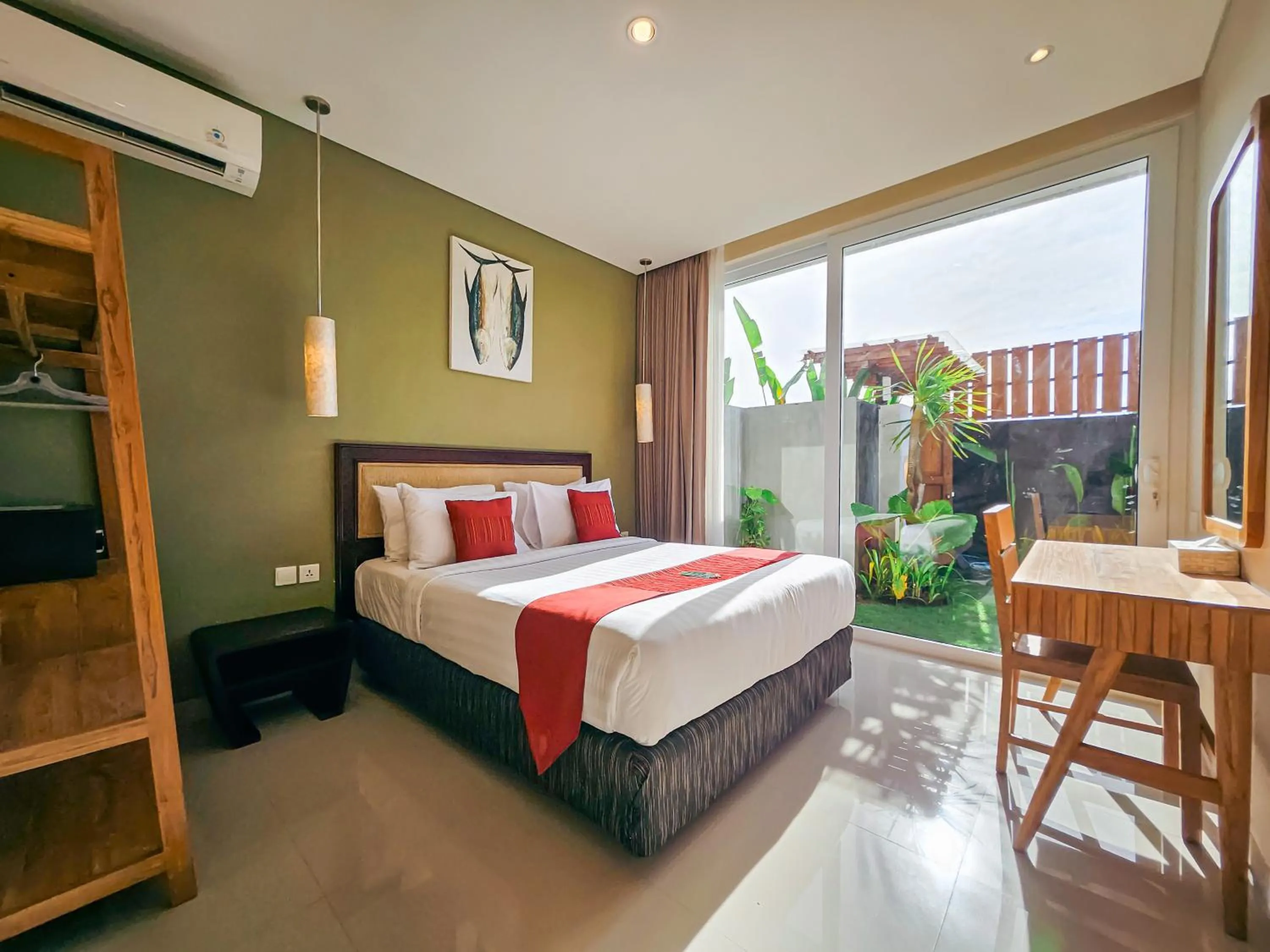 Bed in Svarna Suites Seminyak