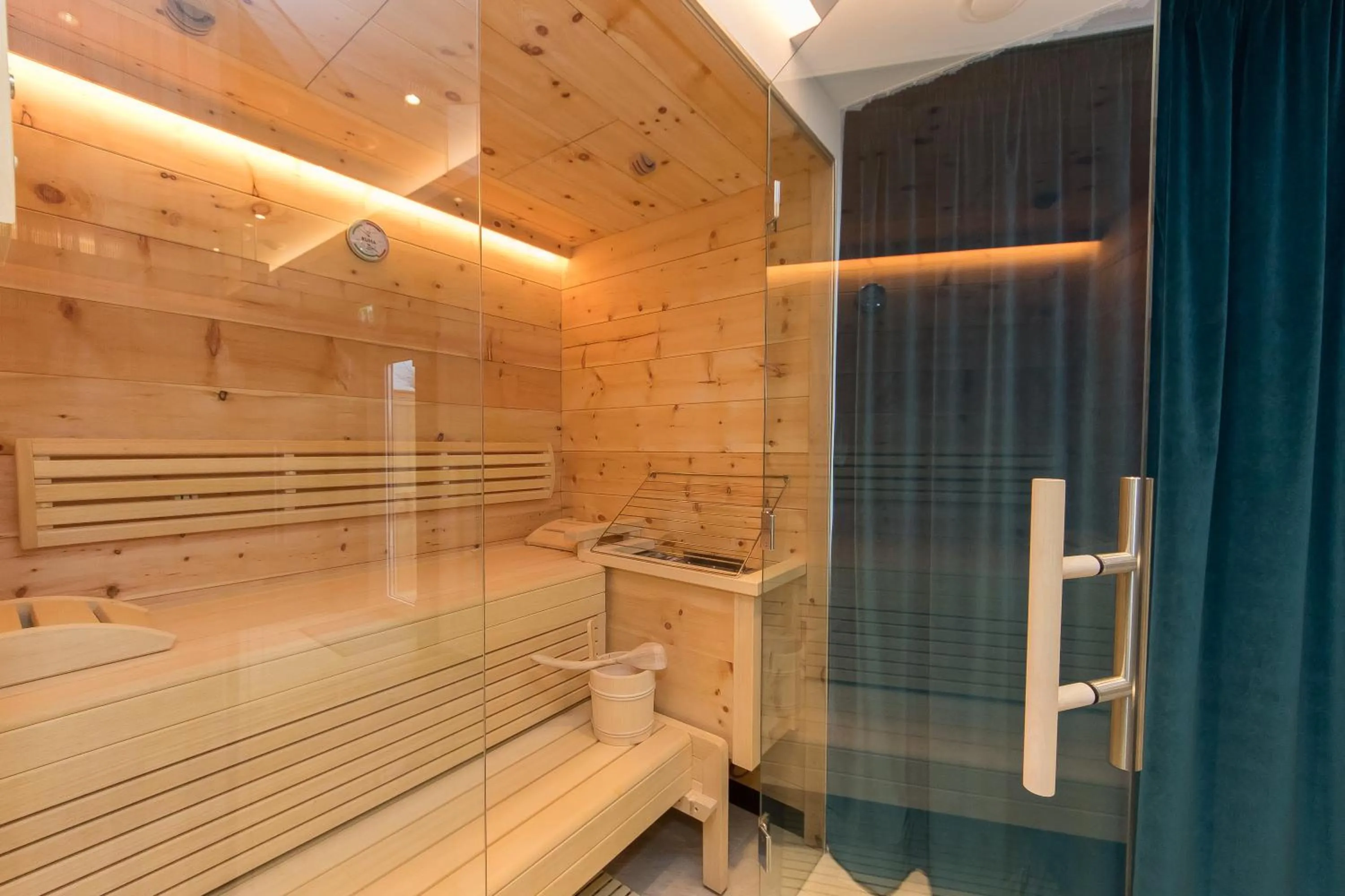 Sauna in Alpenhotel Tauernstüberl