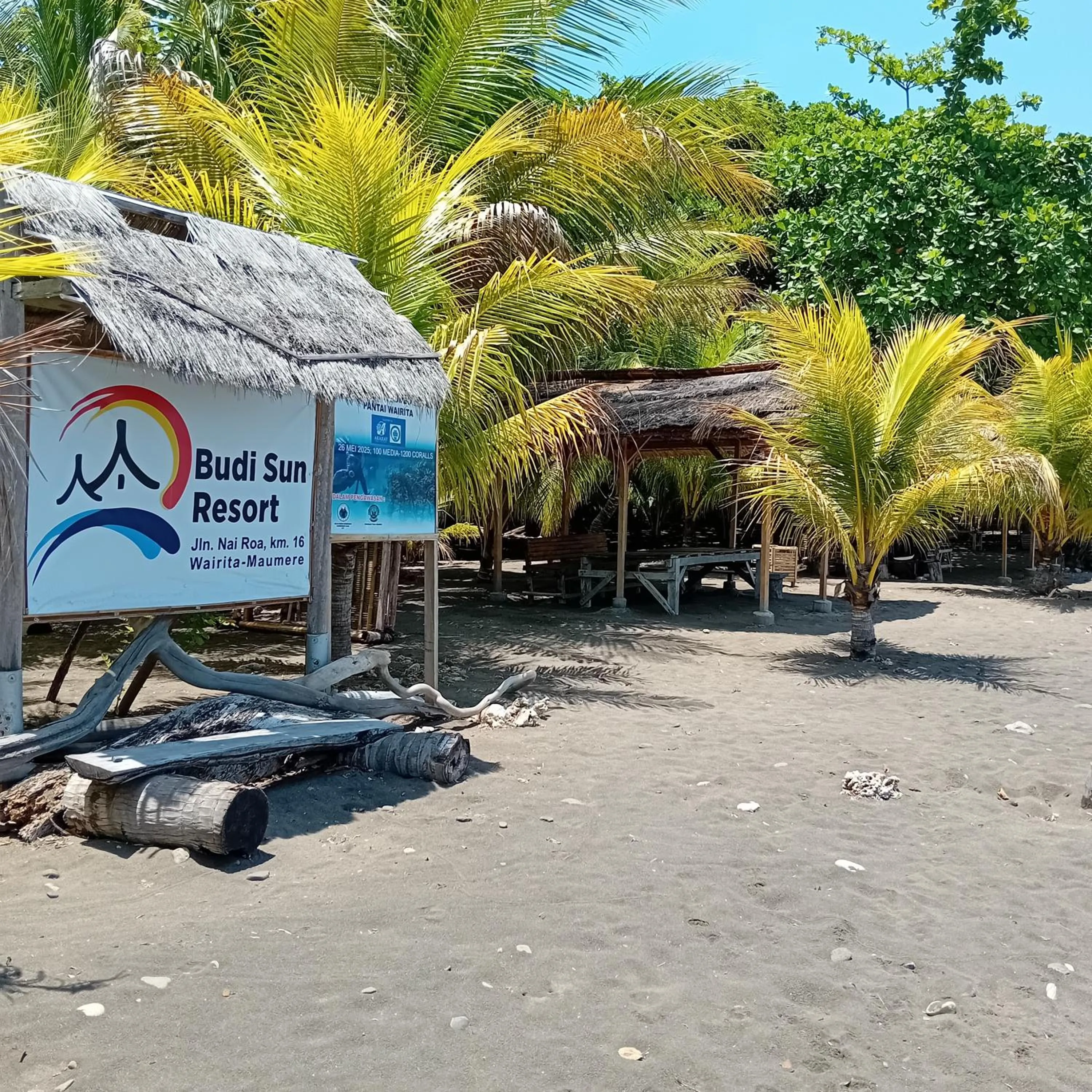 Beach in Budi Sun Resort, Flores, Maumere