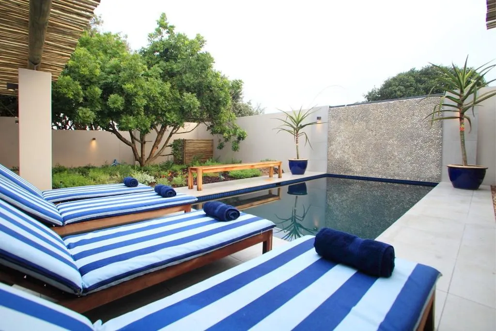 Patio in Scallop Lodge