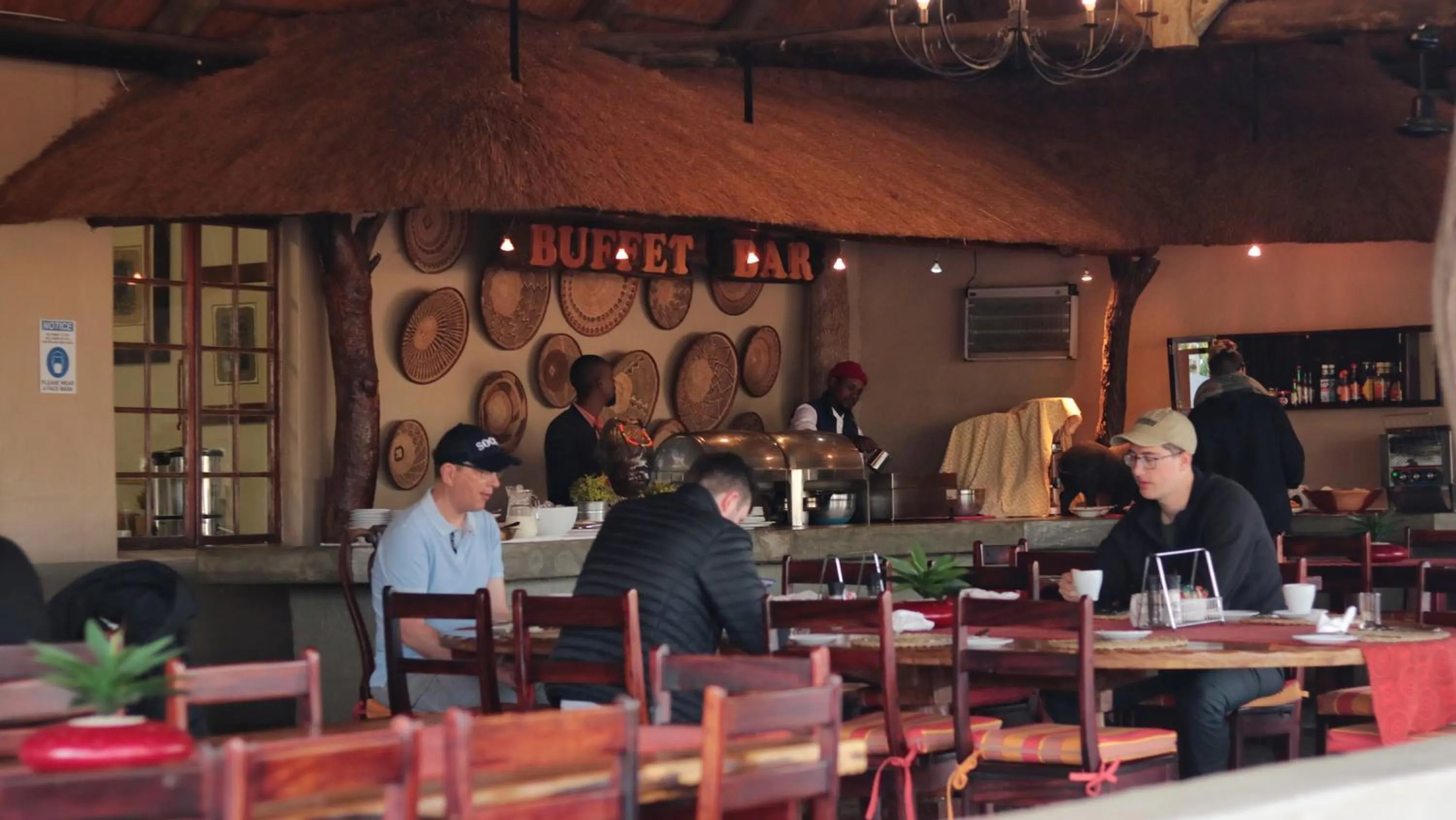 Restaurant/places to eat in Tshukudu Game Lodge