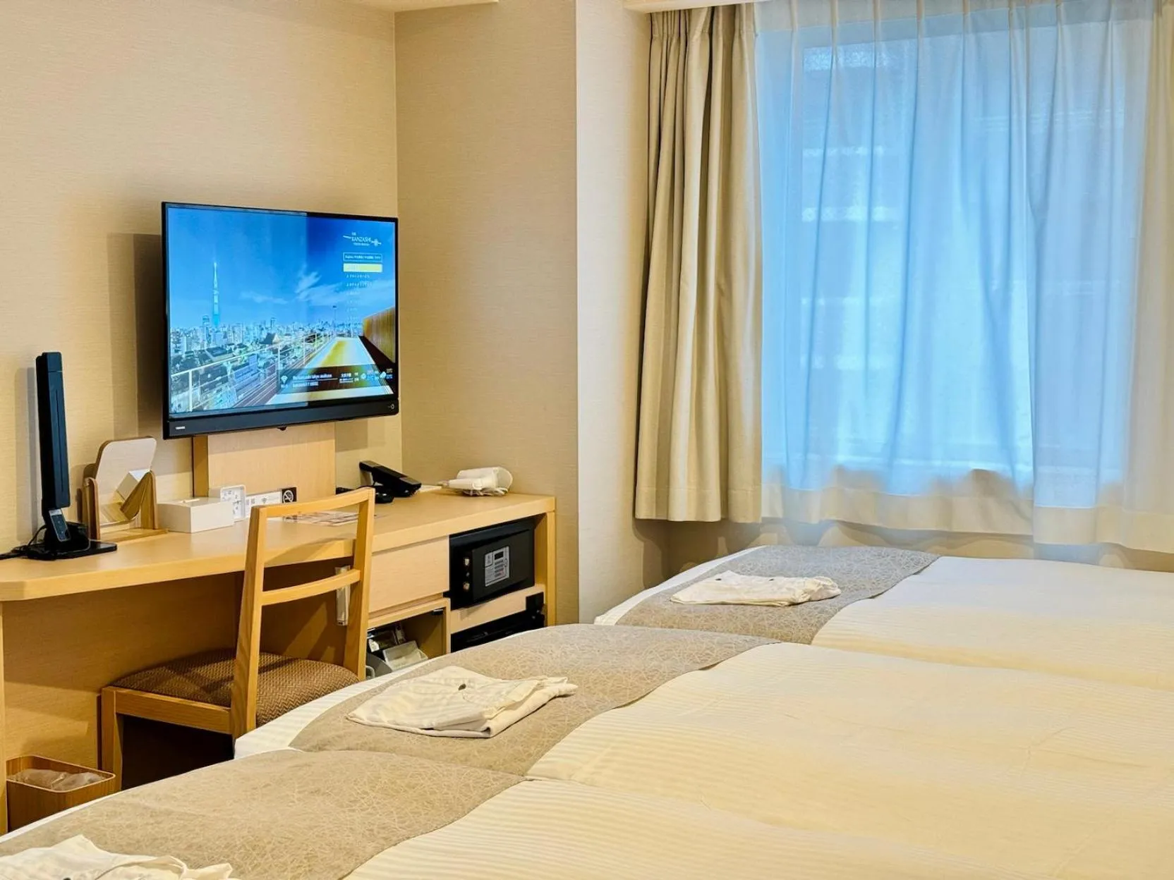 Bed in The Kanzashi Tokyo Asakusa