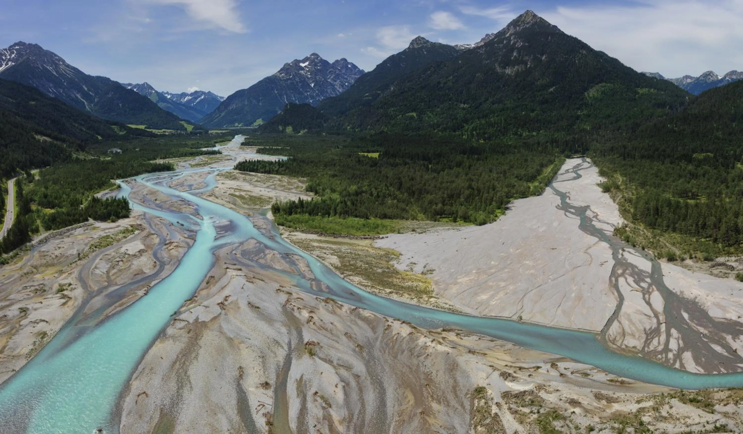Spring in Die Lilie / Hotel Garni