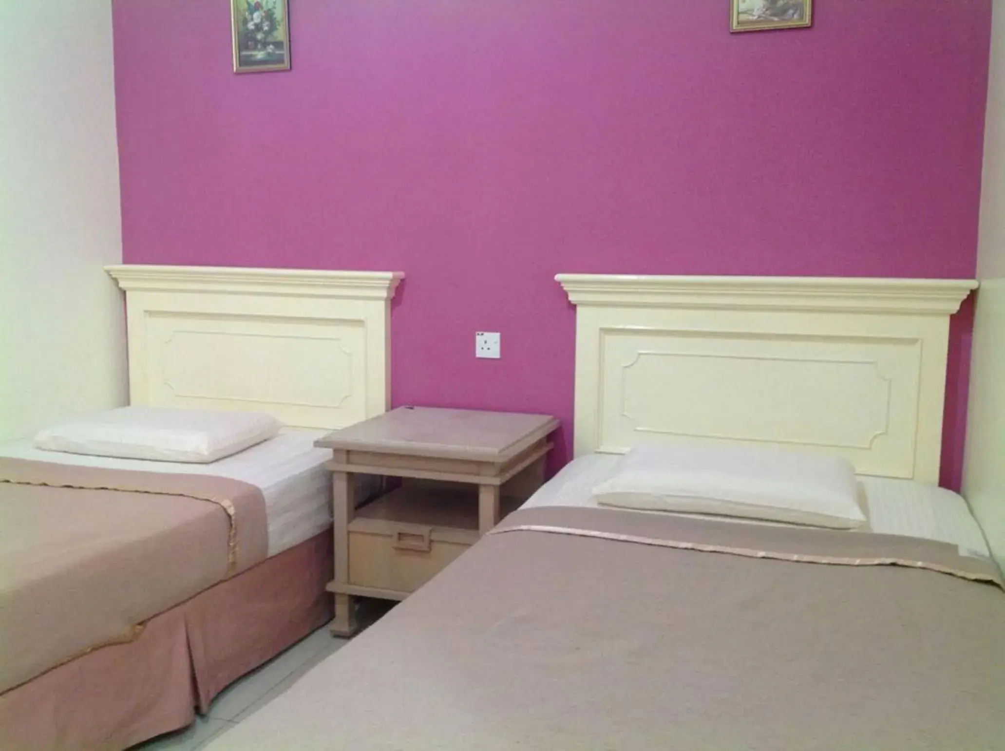 Standard Double or Twin Room in Hotel Morning Glory Standard Double or Twin Room in Hotel Morning Glory