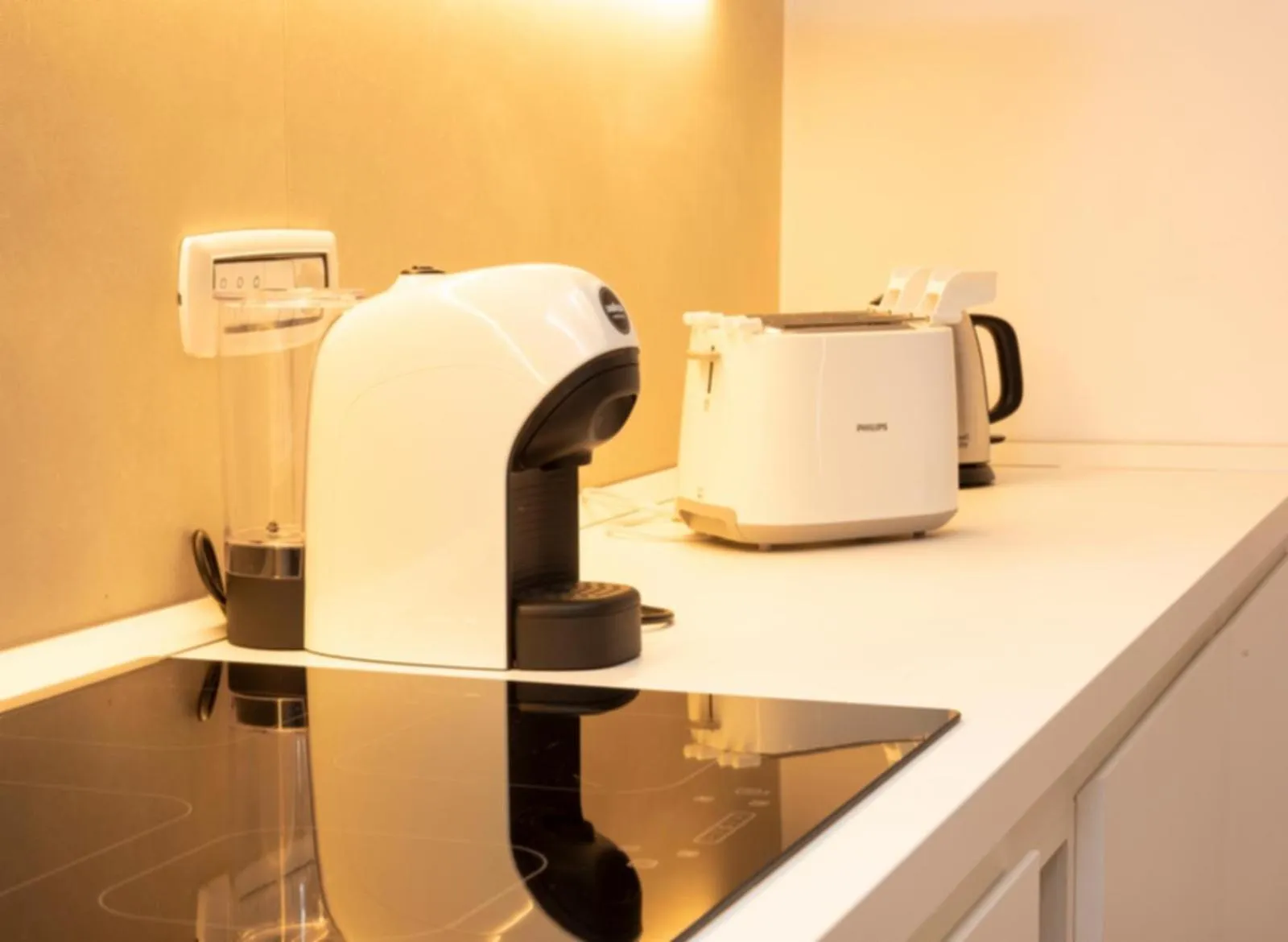 Coffee/tea facilities in Aurelia Antica Suites & Apartments
