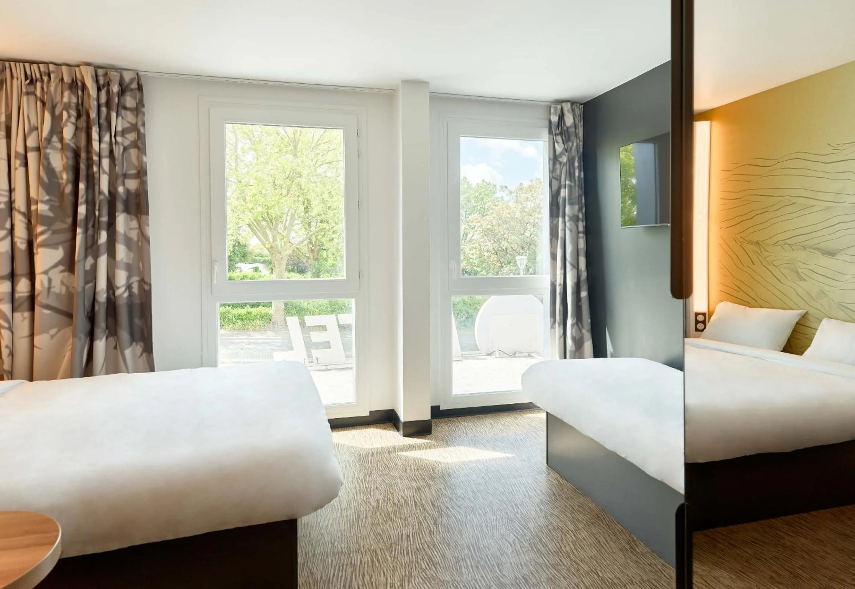 Bedroom, Bed in B&B HOTEL Champigny-sur-Marne