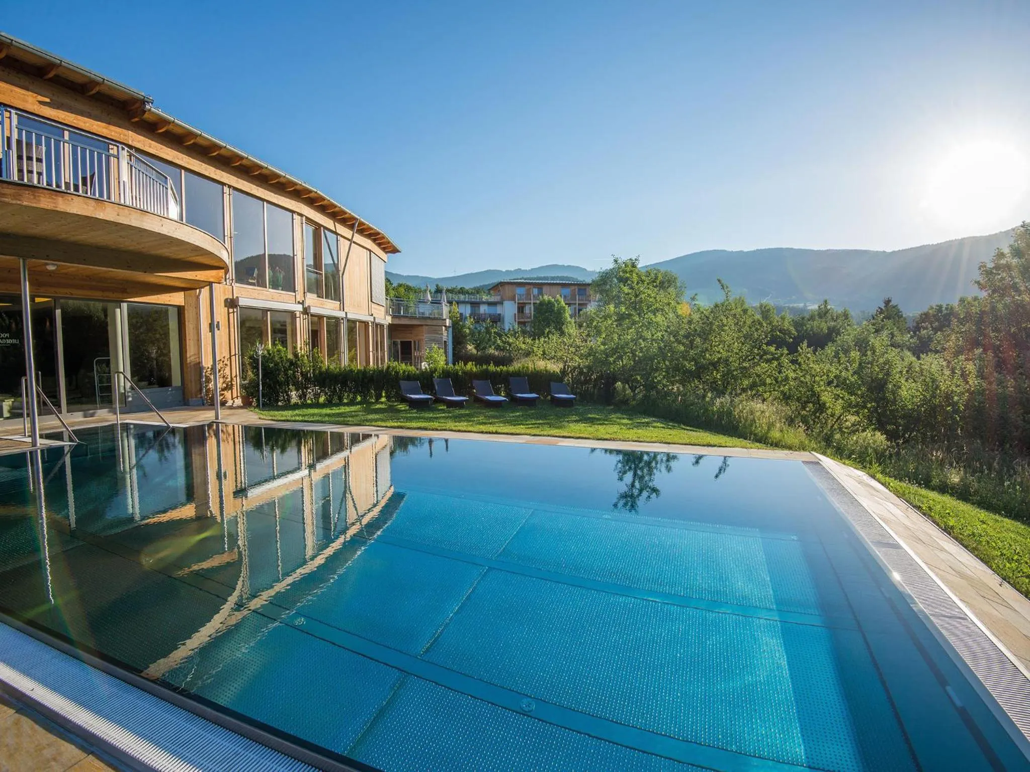 Swimming pool in RETTER Bio-Natur-Resort