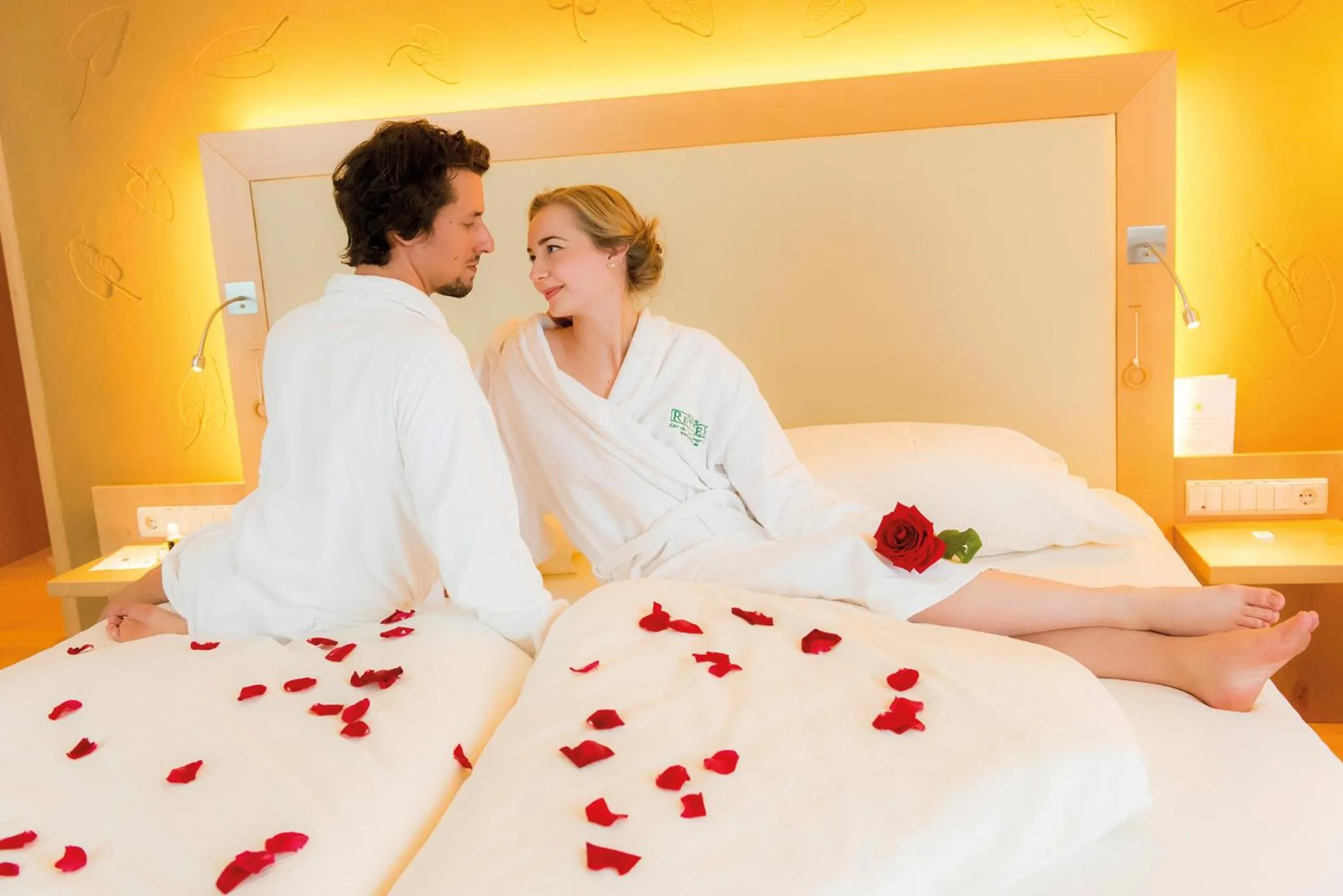 Photo of the whole room, Bed in RETTER Bio-Natur-Resort