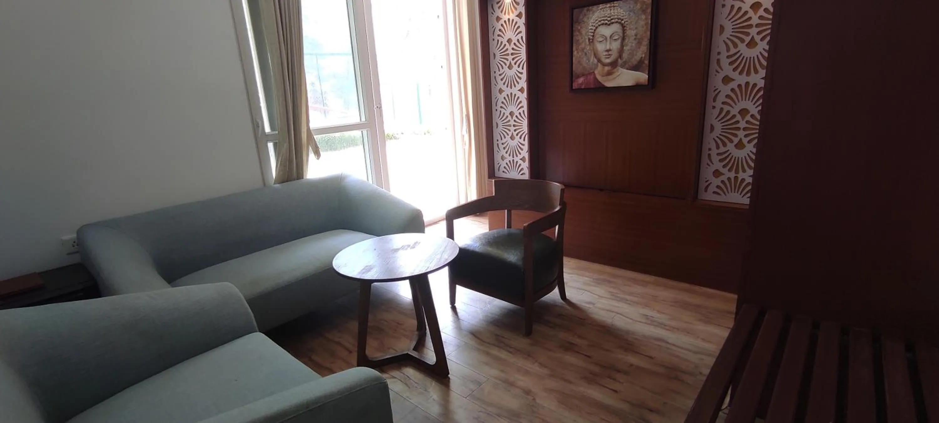 Living room in Himalayan Splendour Resort