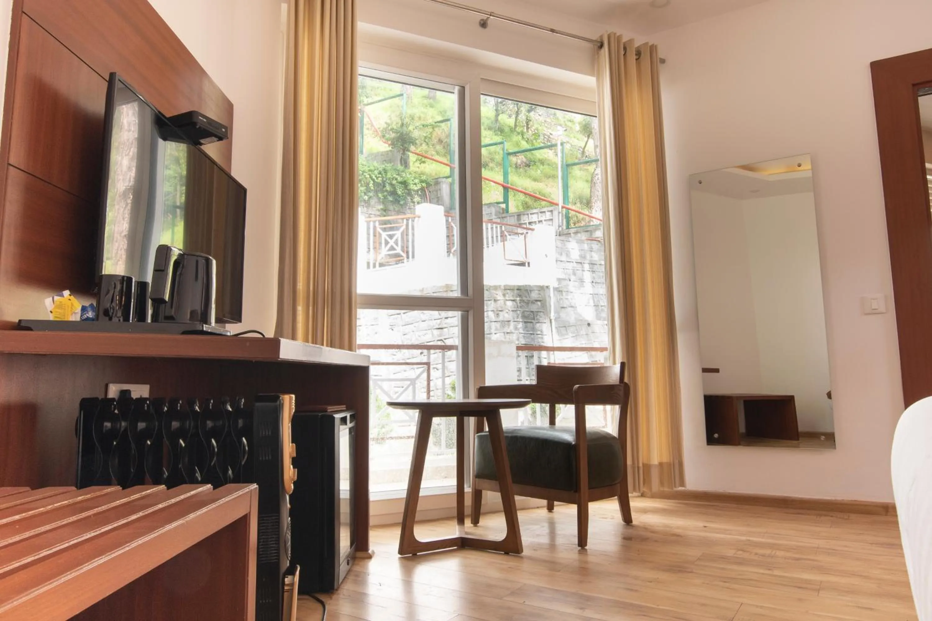 Seating area in Himalayan Splendour Resort