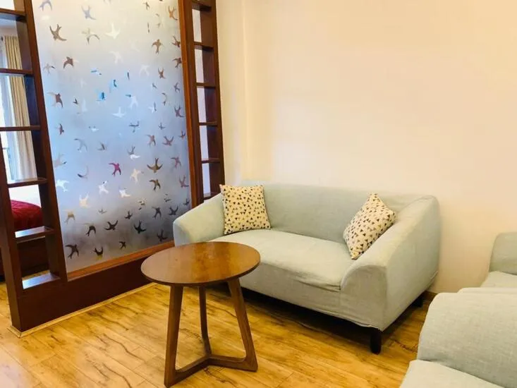 Living room in Himalayan Splendour Resort