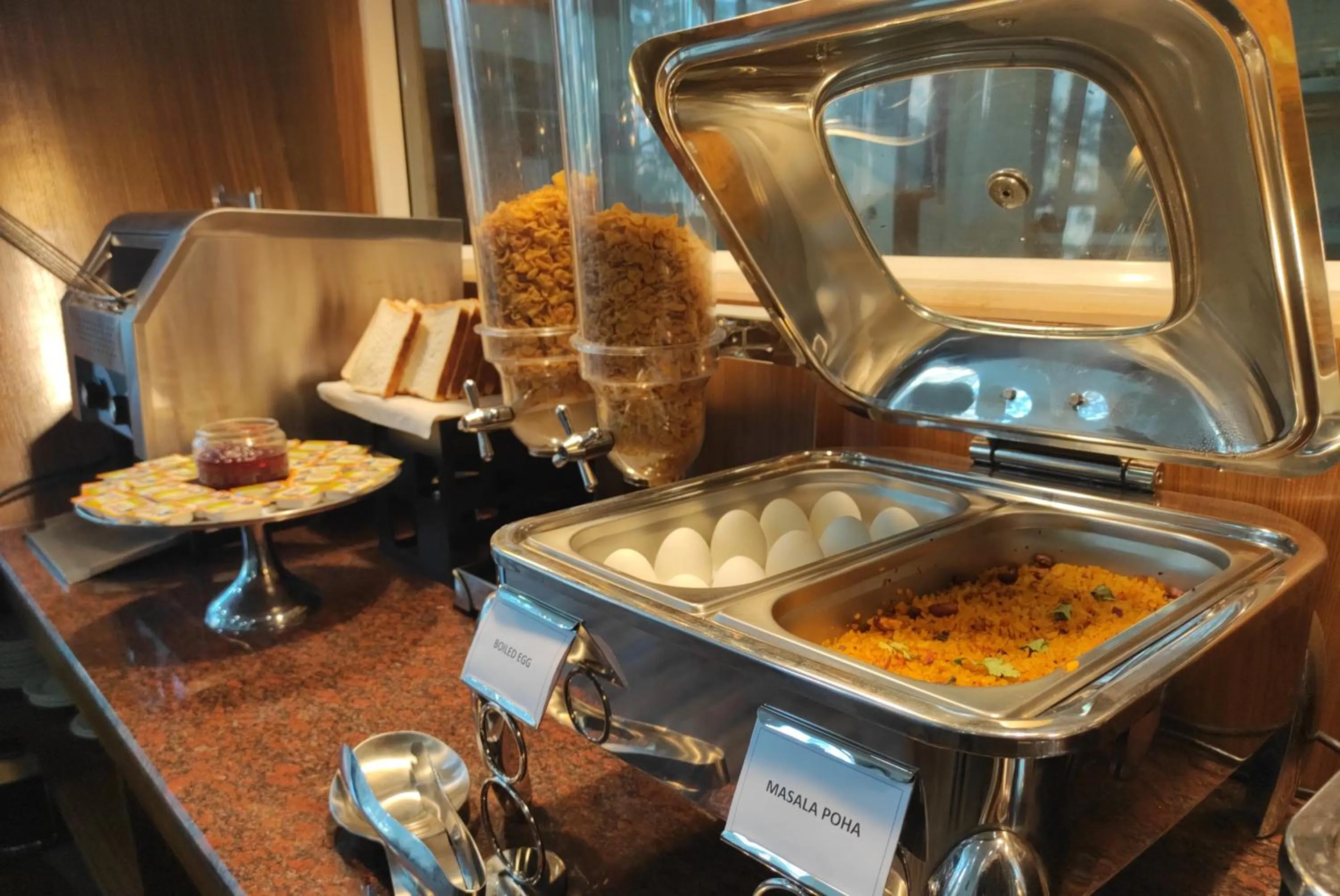 Breakfast in Himalayan Splendour Resort