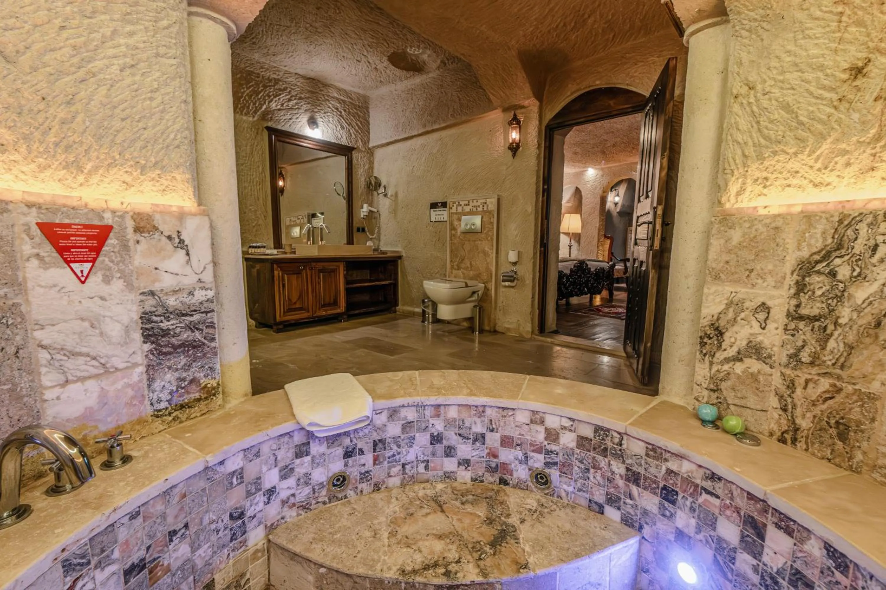 Hot Tub in Utopia Cave Cappadocia