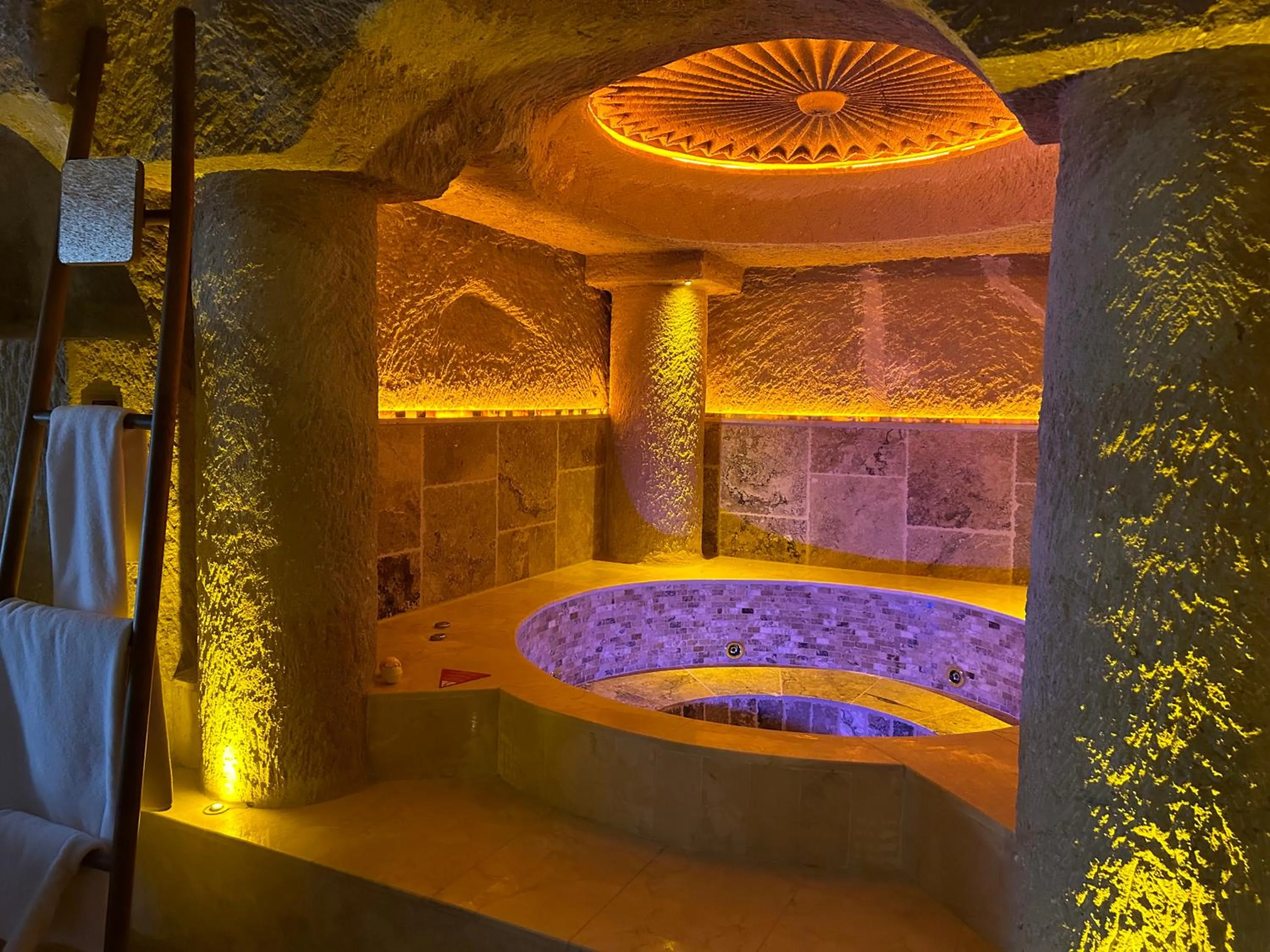 Hot Tub in Utopia Cave Cappadocia