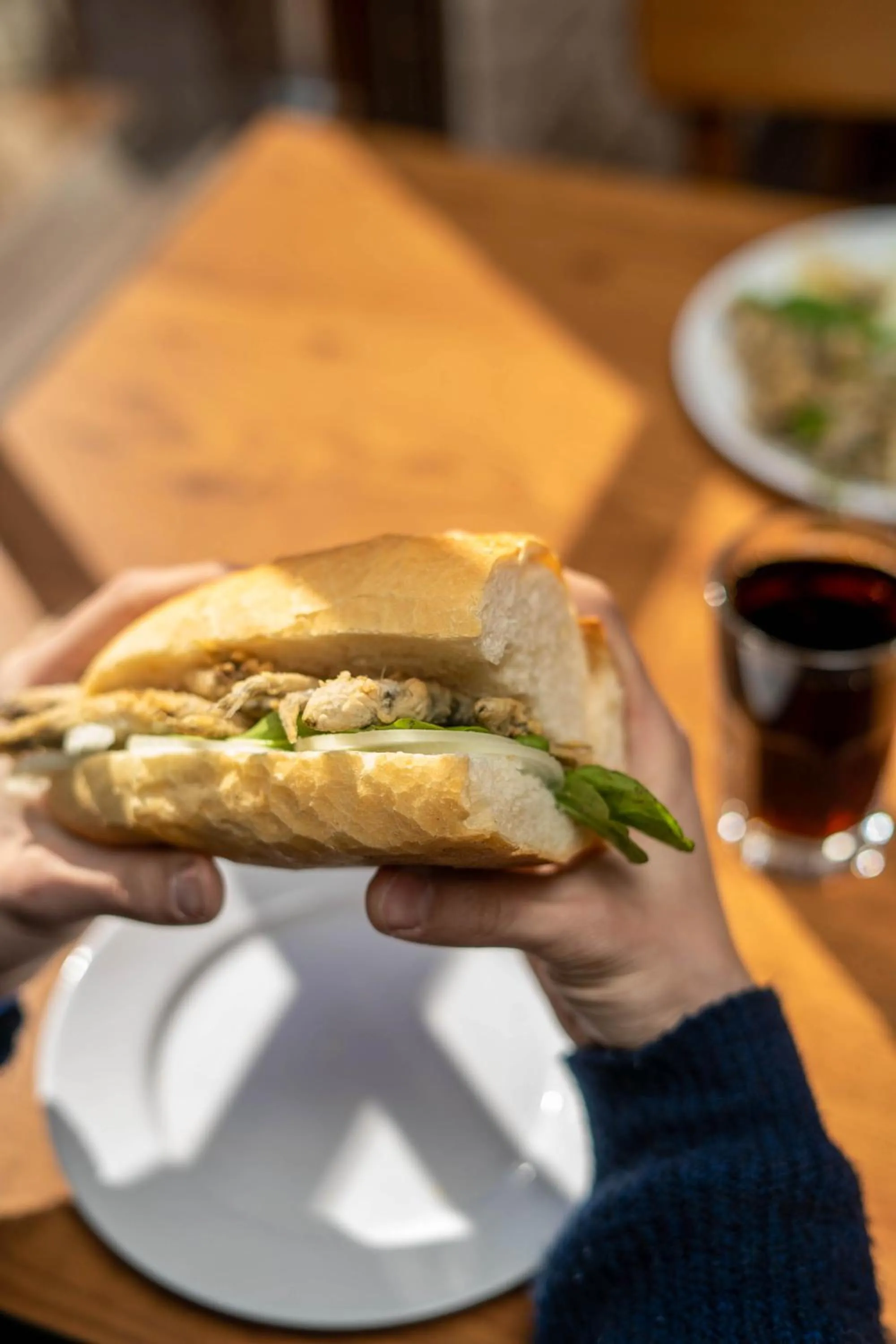 Restaurant/places to eat in Cunda Taka