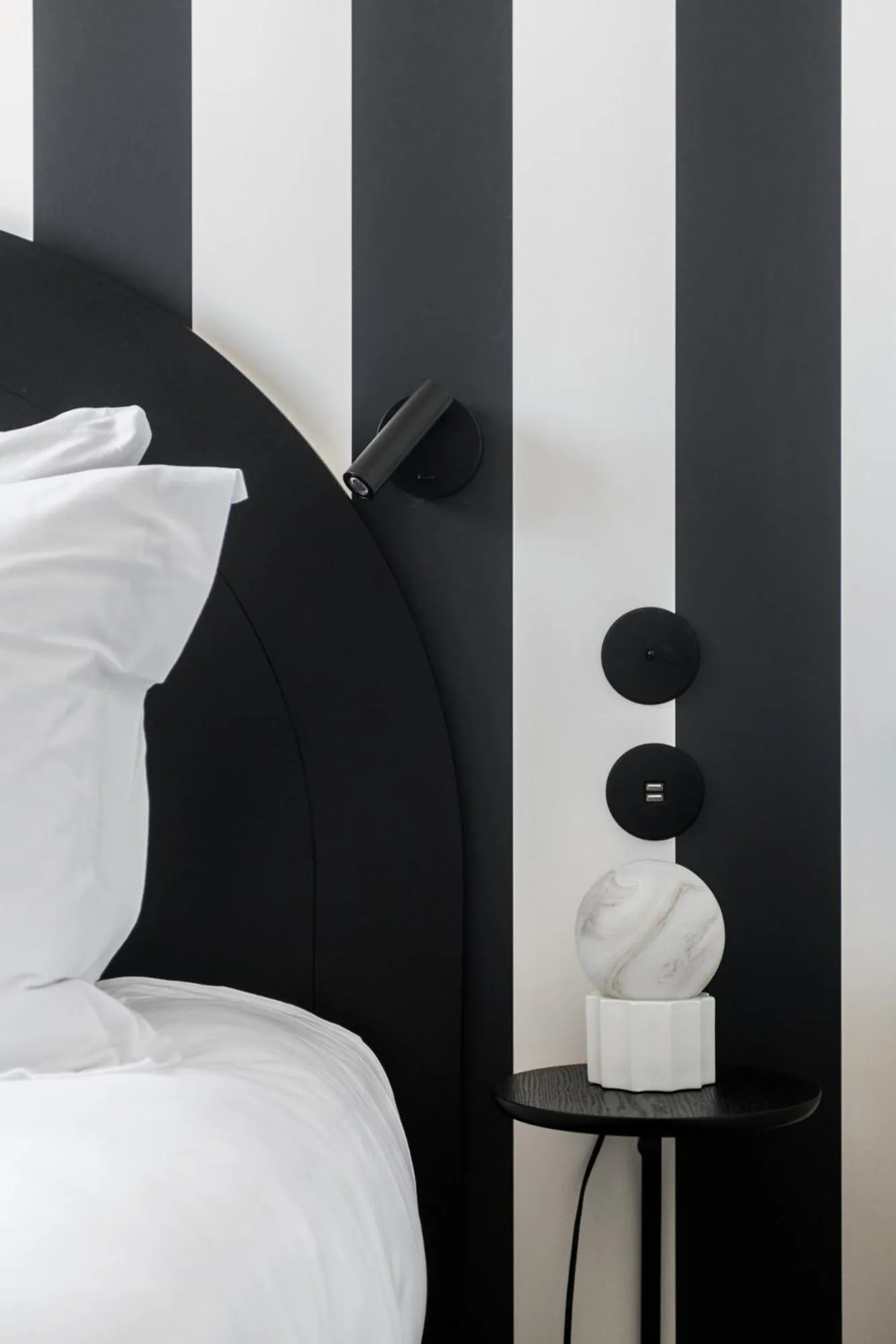 Bedroom, Bed in My Maison In Paris - Champ de Mars