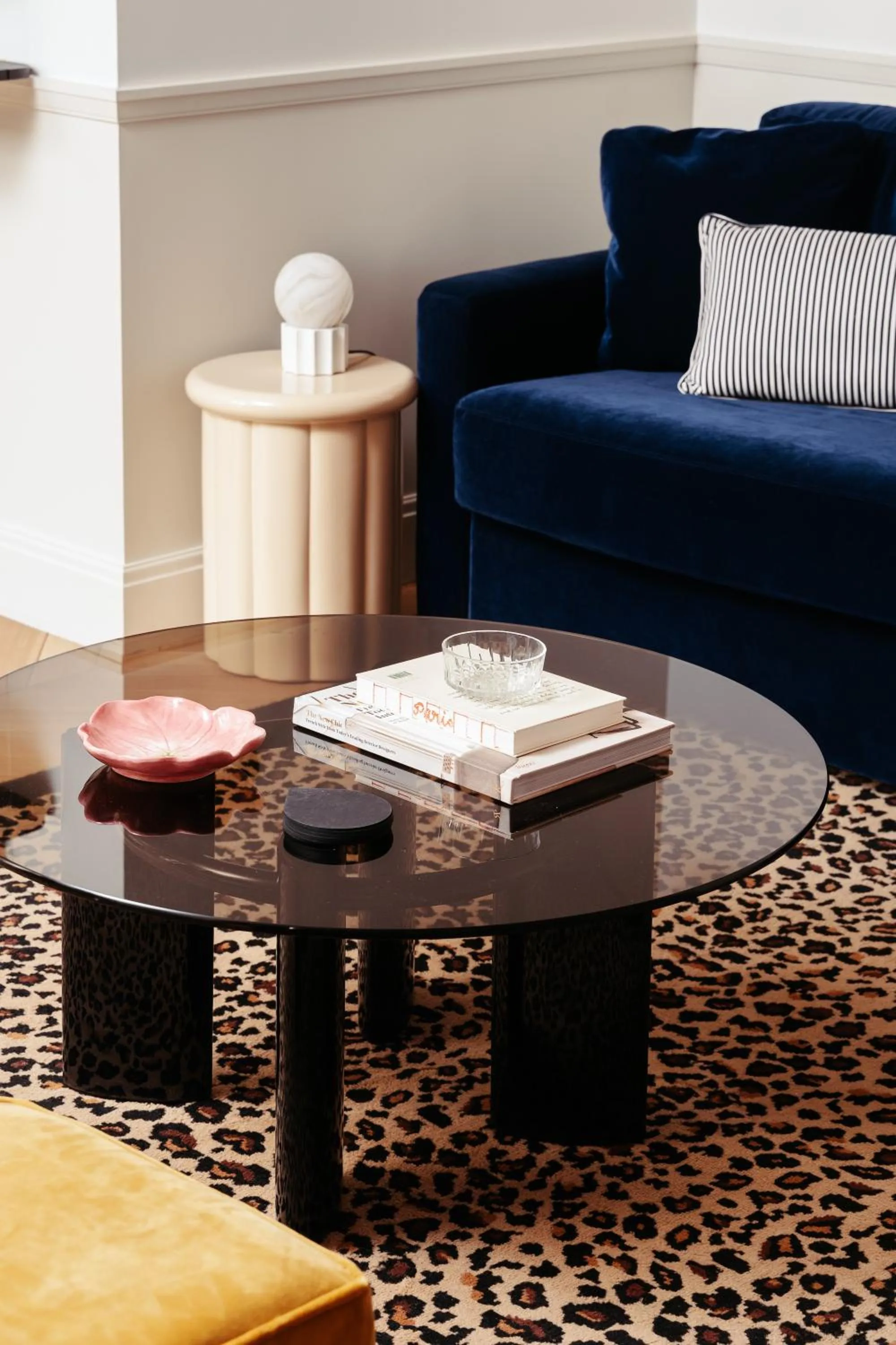 Living room in My Maison In Paris - Champ de Mars