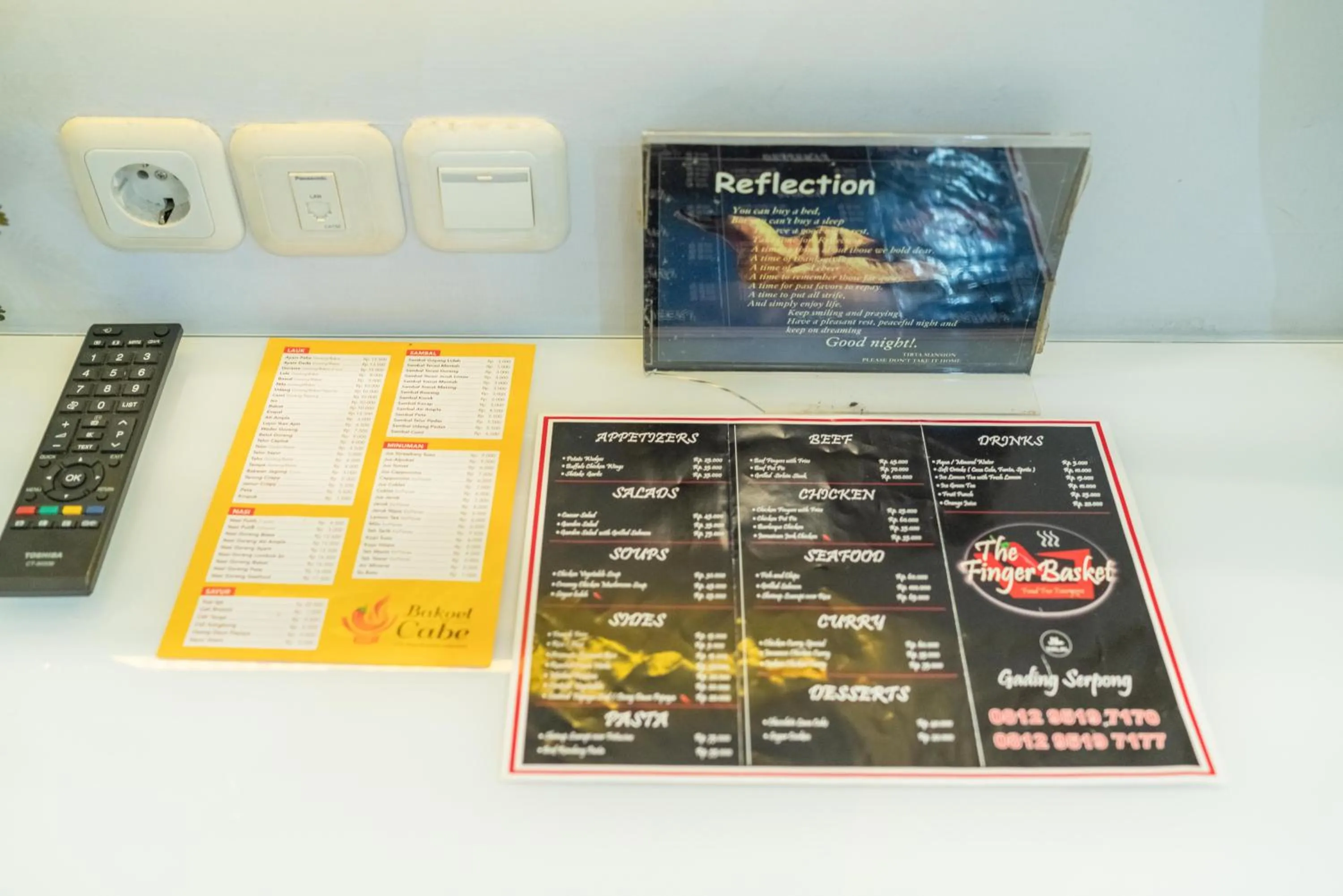 RedDoorz at Tirta Mansion Paramount Gading