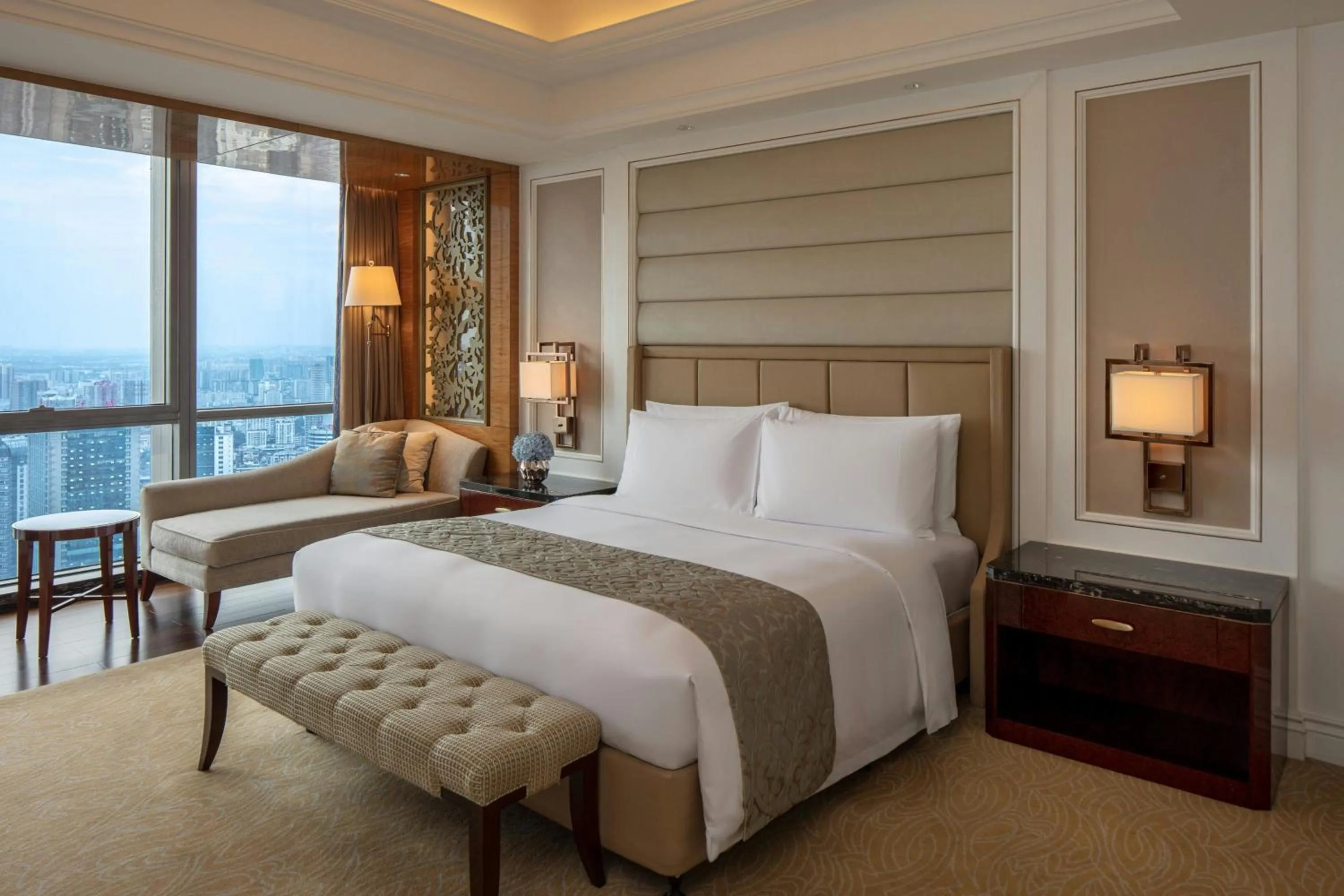 Photo of the whole room, Bed in The Ritz-Carlton, Chengdu