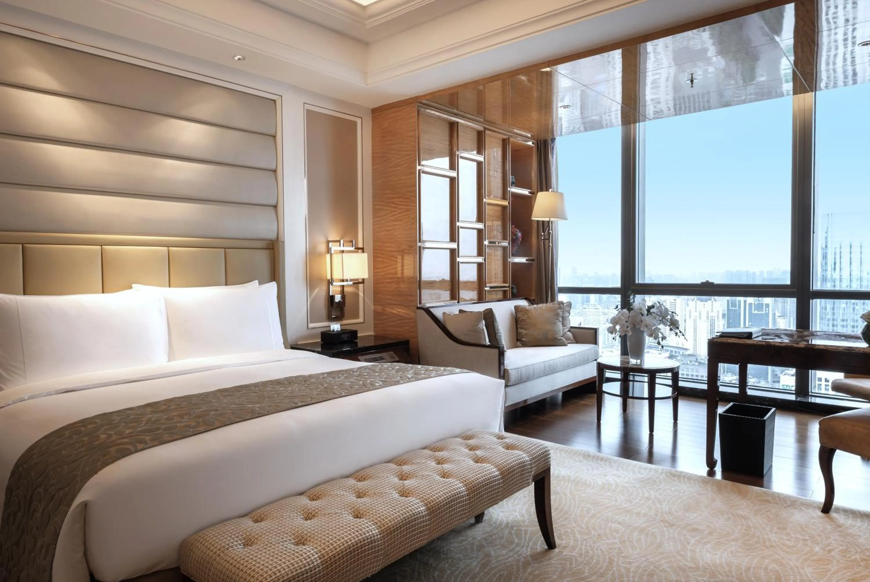 Bed in The Ritz-Carlton, Chengdu