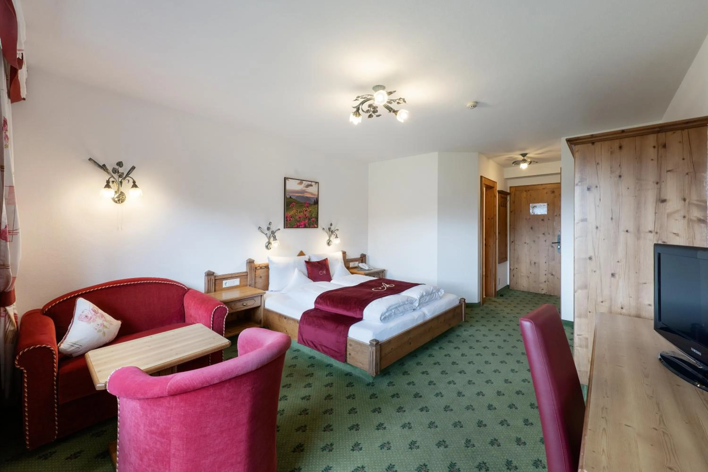 Staff, Bed in Hotel AlpenSchlössl