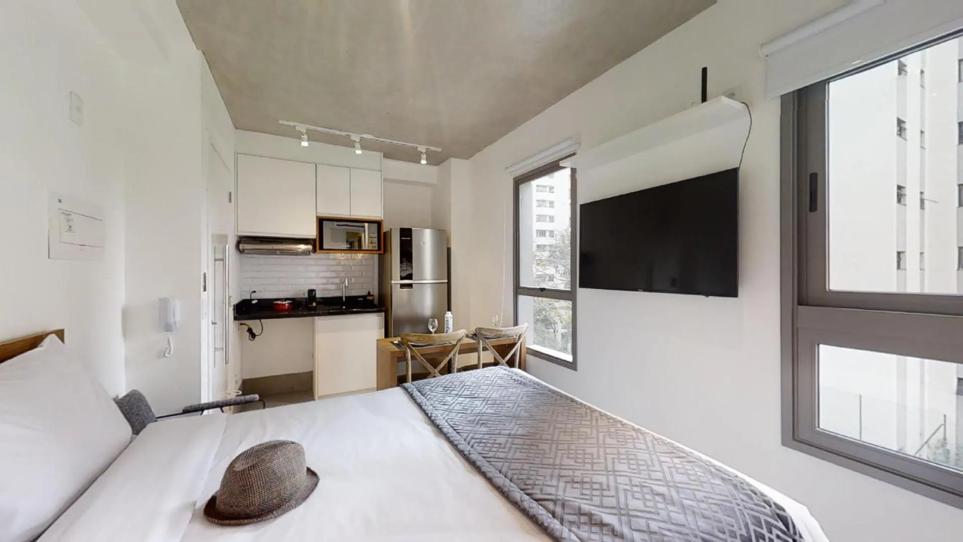 Bed in Charlie Vila Nova Conceição Jacques Félix