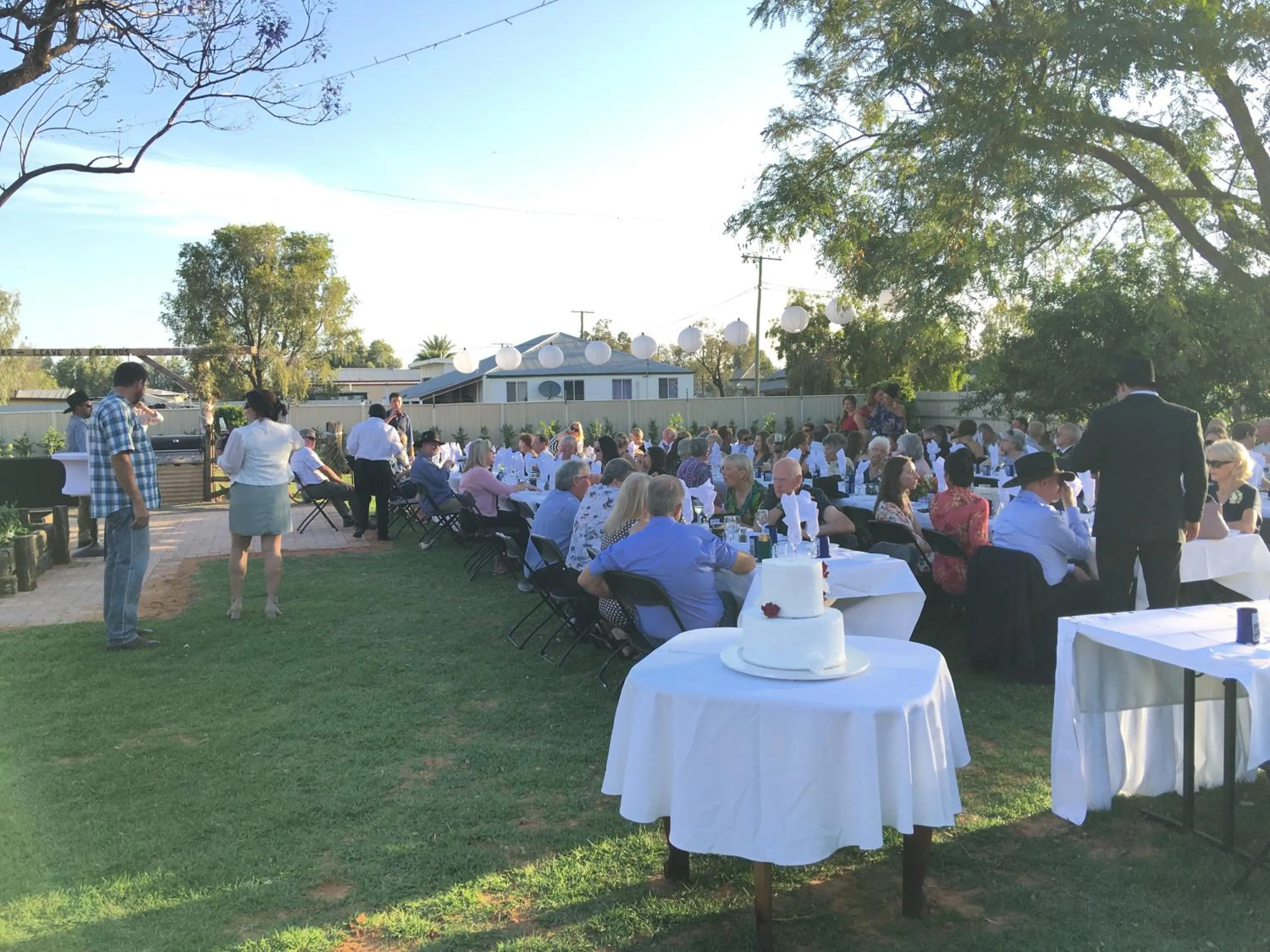 Restaurant/places to eat in Club Boutique Hotel Cunnamulla