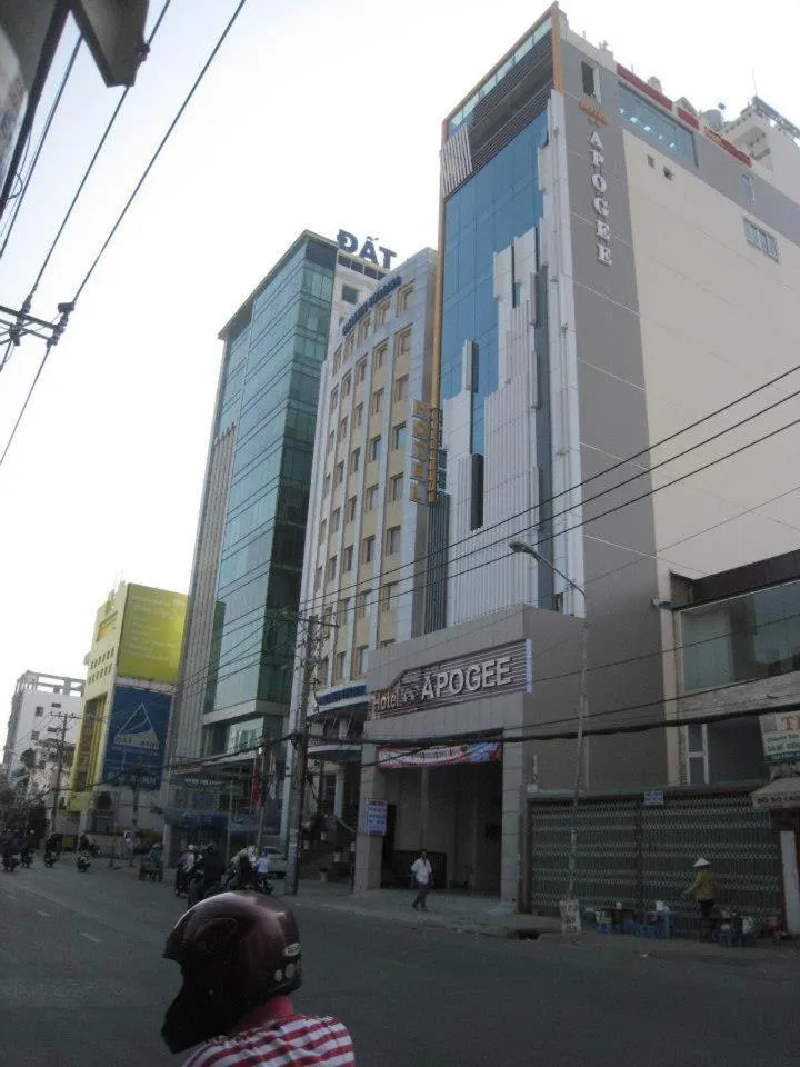Facade/entrance in Apogee Hotel