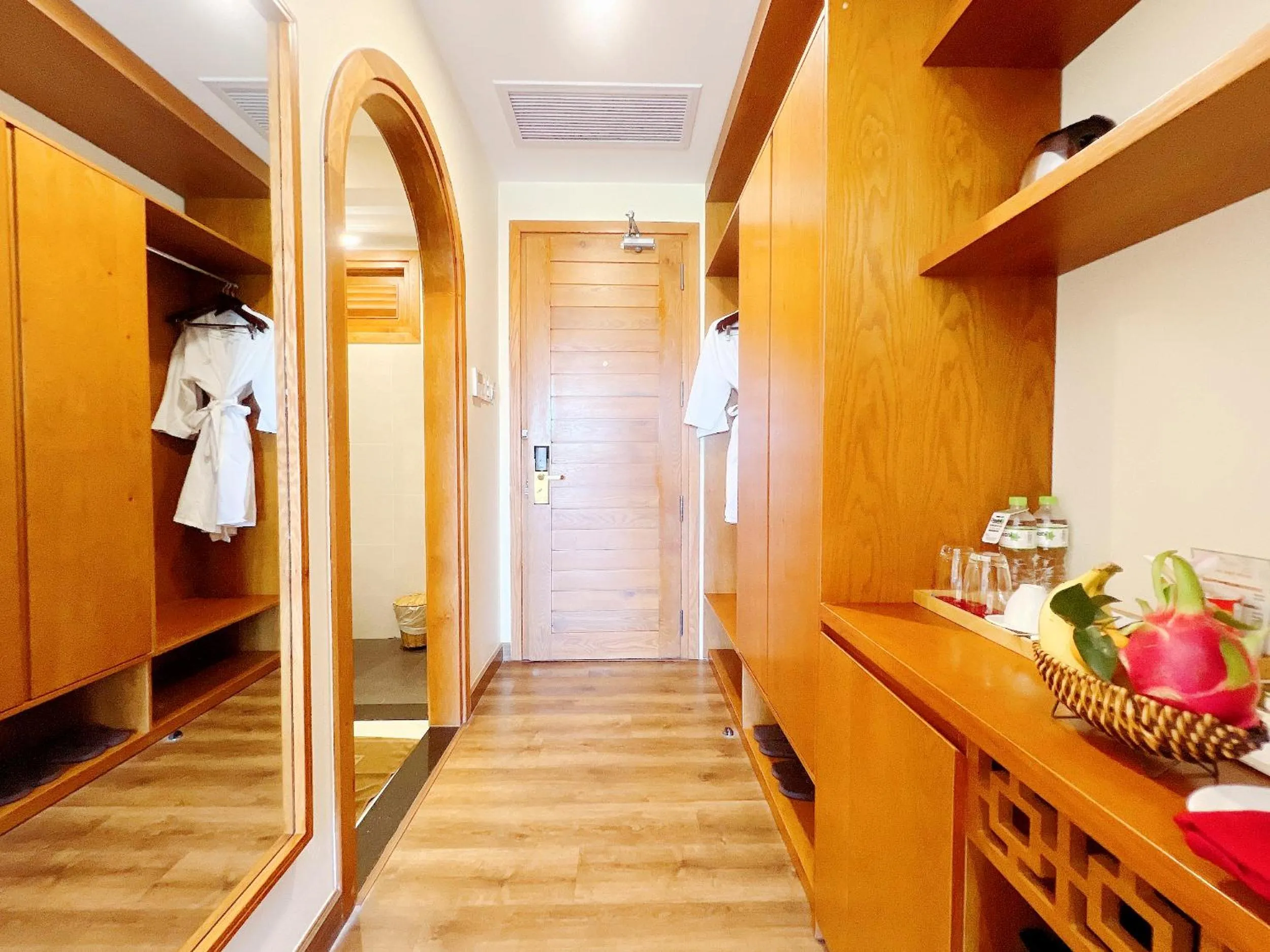 wardrobe in Aroma Beach Resort and Spa