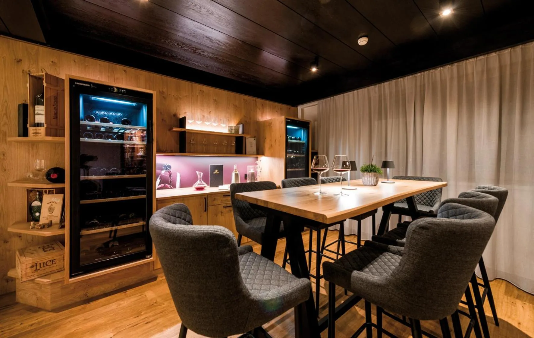 Restaurant/places to eat in Hotel Goldene Rose