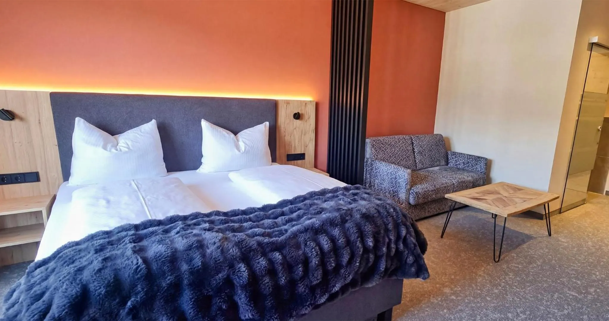 Photo of the whole room, Bed in Hotel Goldene Rose