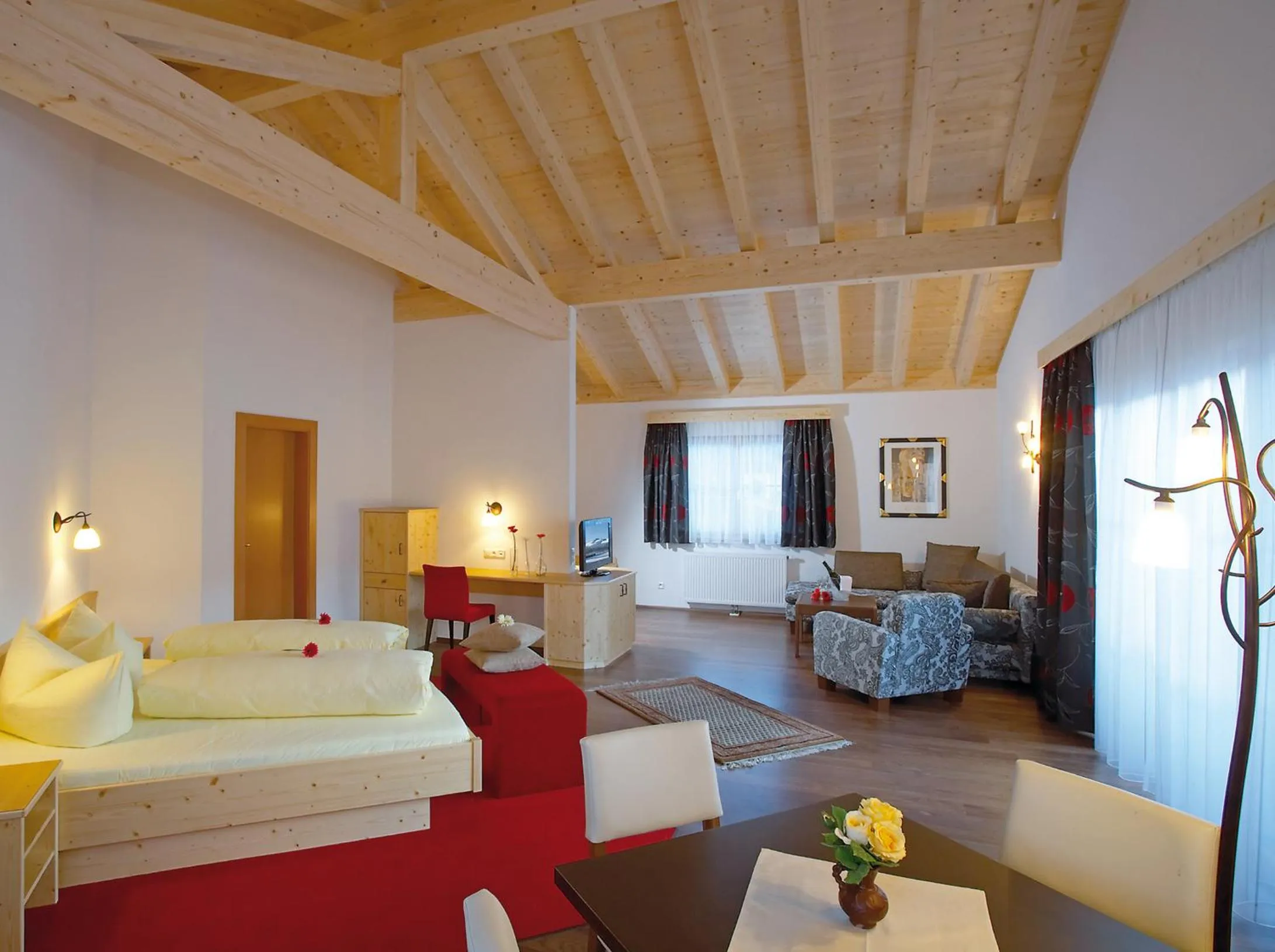 Photo of the whole room, Bed in Hotel Goldene Rose