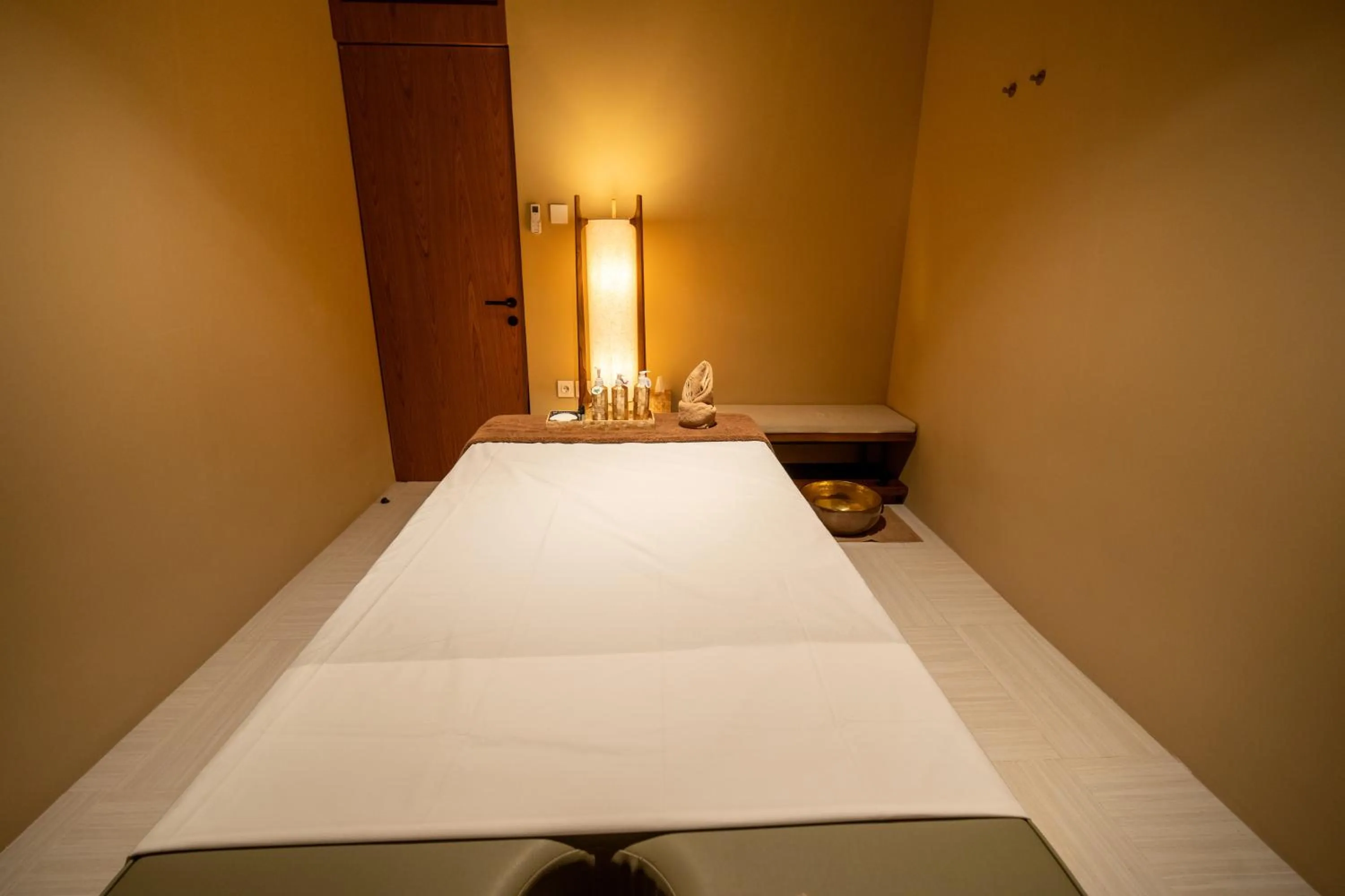 Spa and wellness centre/facilities, Bed in TS SUITES Seminyak Bali