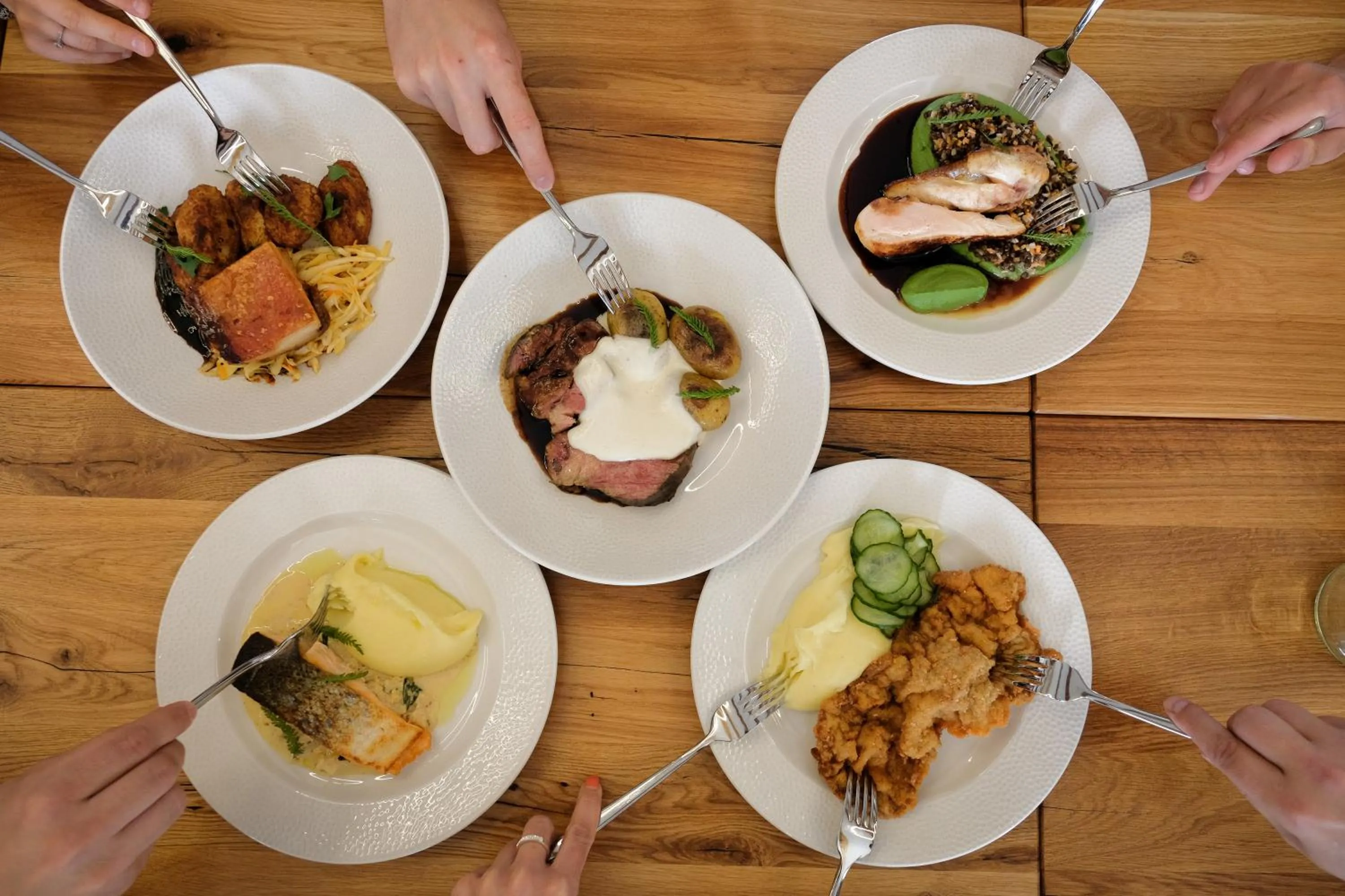 Restaurant/places to eat in Zámecký Hotel ANTON FLORIAN