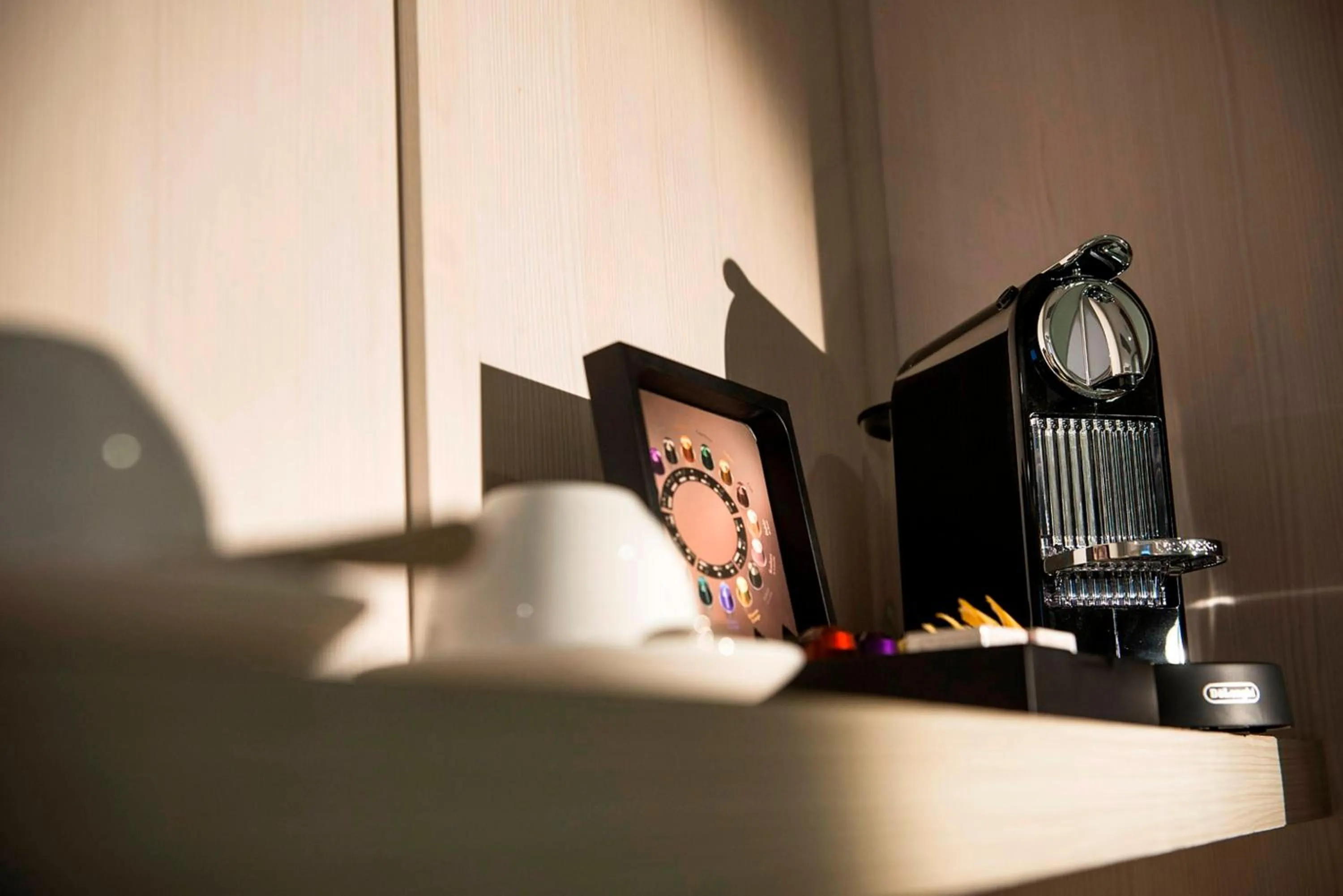 Decorative detail, Bed in Hougoumont Hotel Fremantle