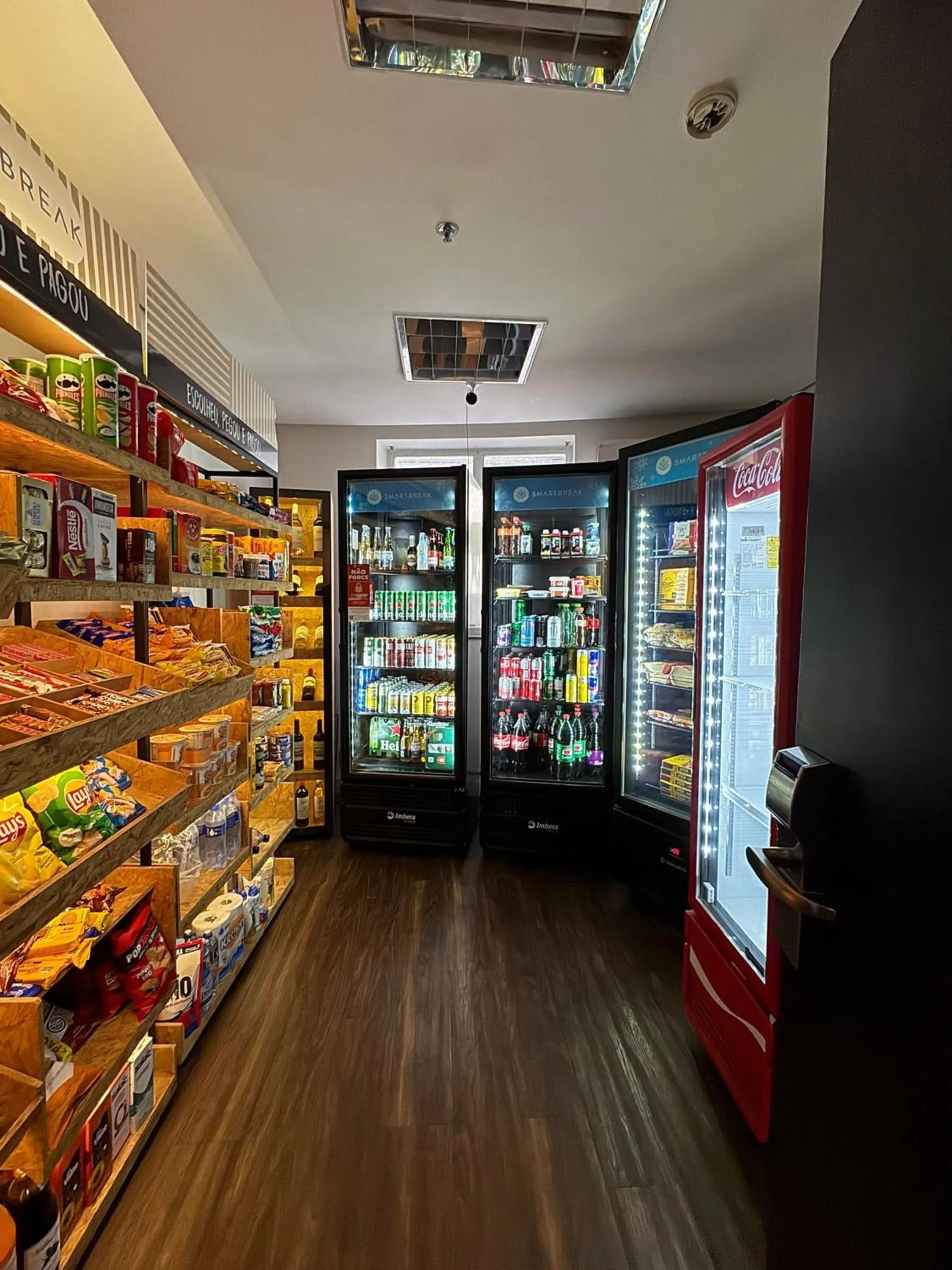 Supermarket/grocery shop in Get a Flat 1103/Jardins /Paulista