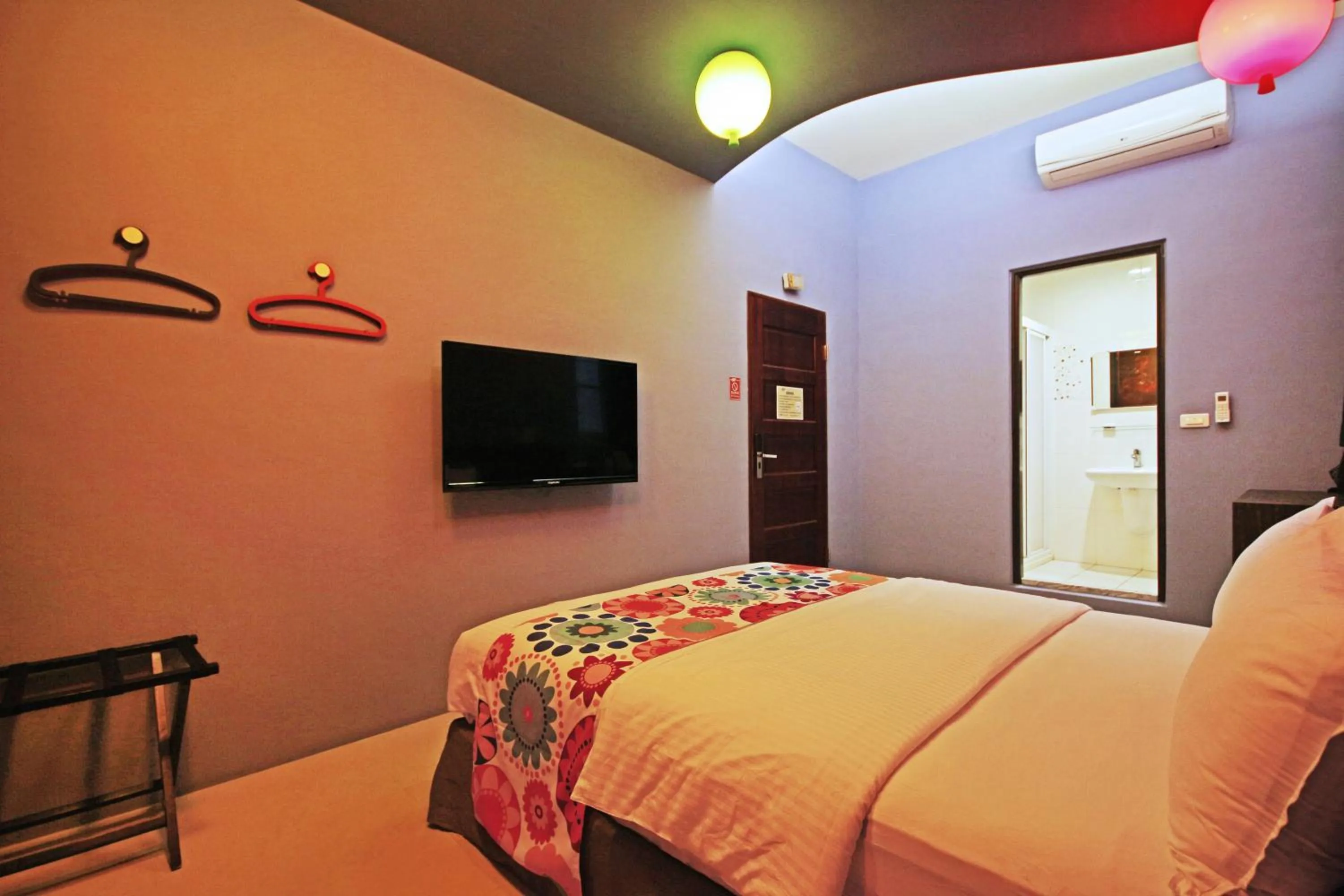 Photo of the whole room in Fun Trip - Little Castle & Oscar B&B