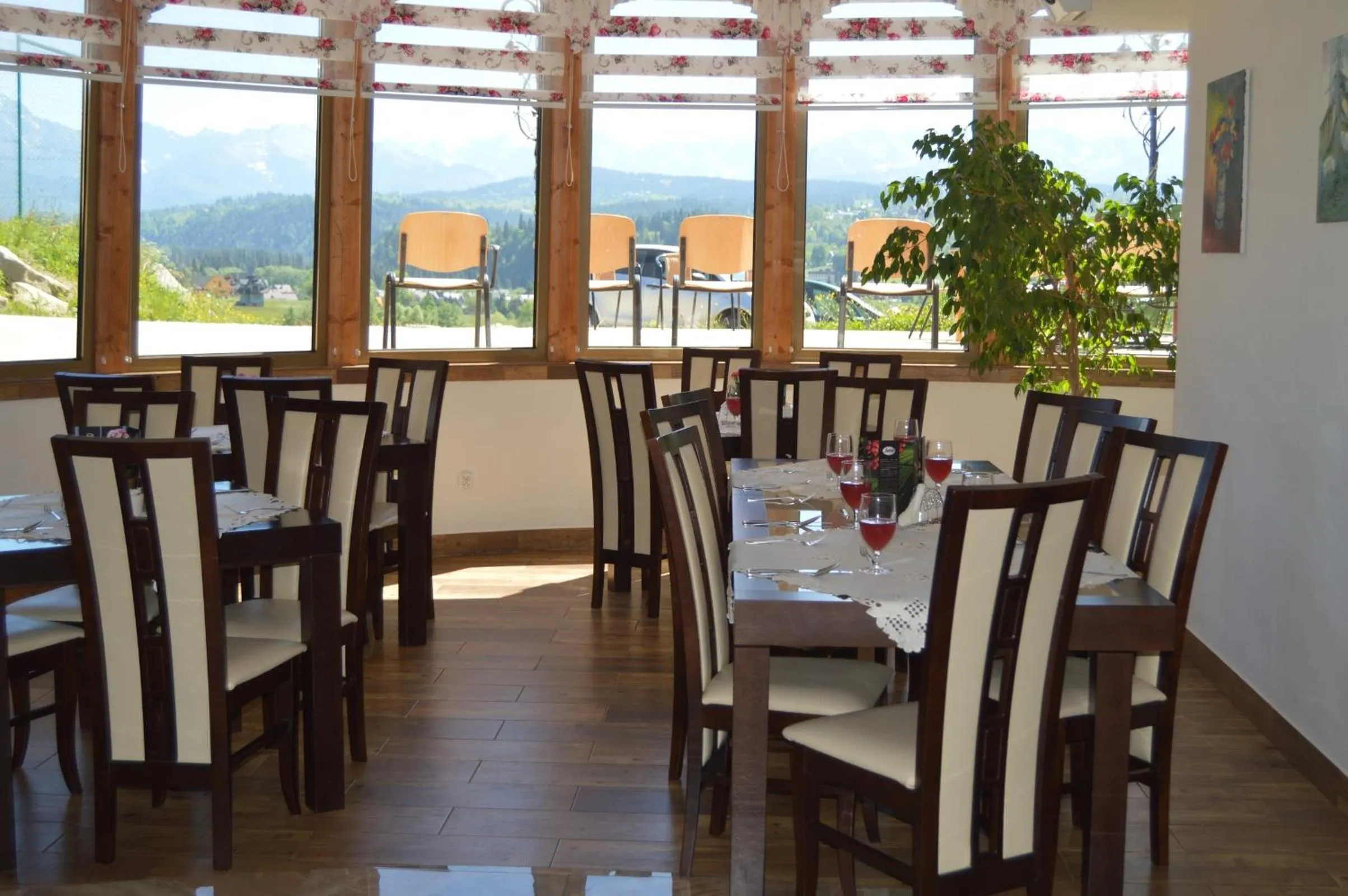 Restaurant/places to eat in Montenero Resort&Spa