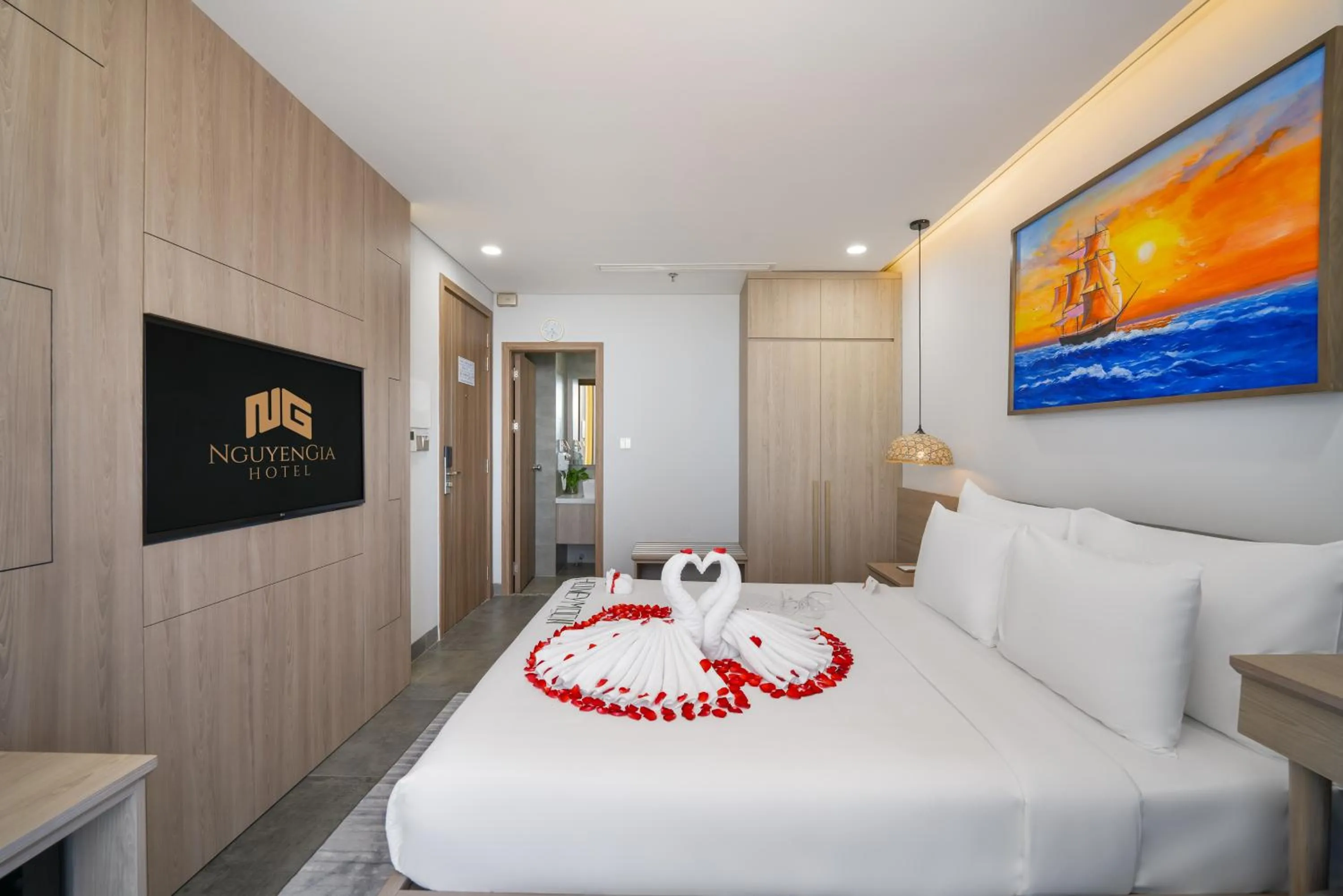 Bed in Nguyen Gia Hotel