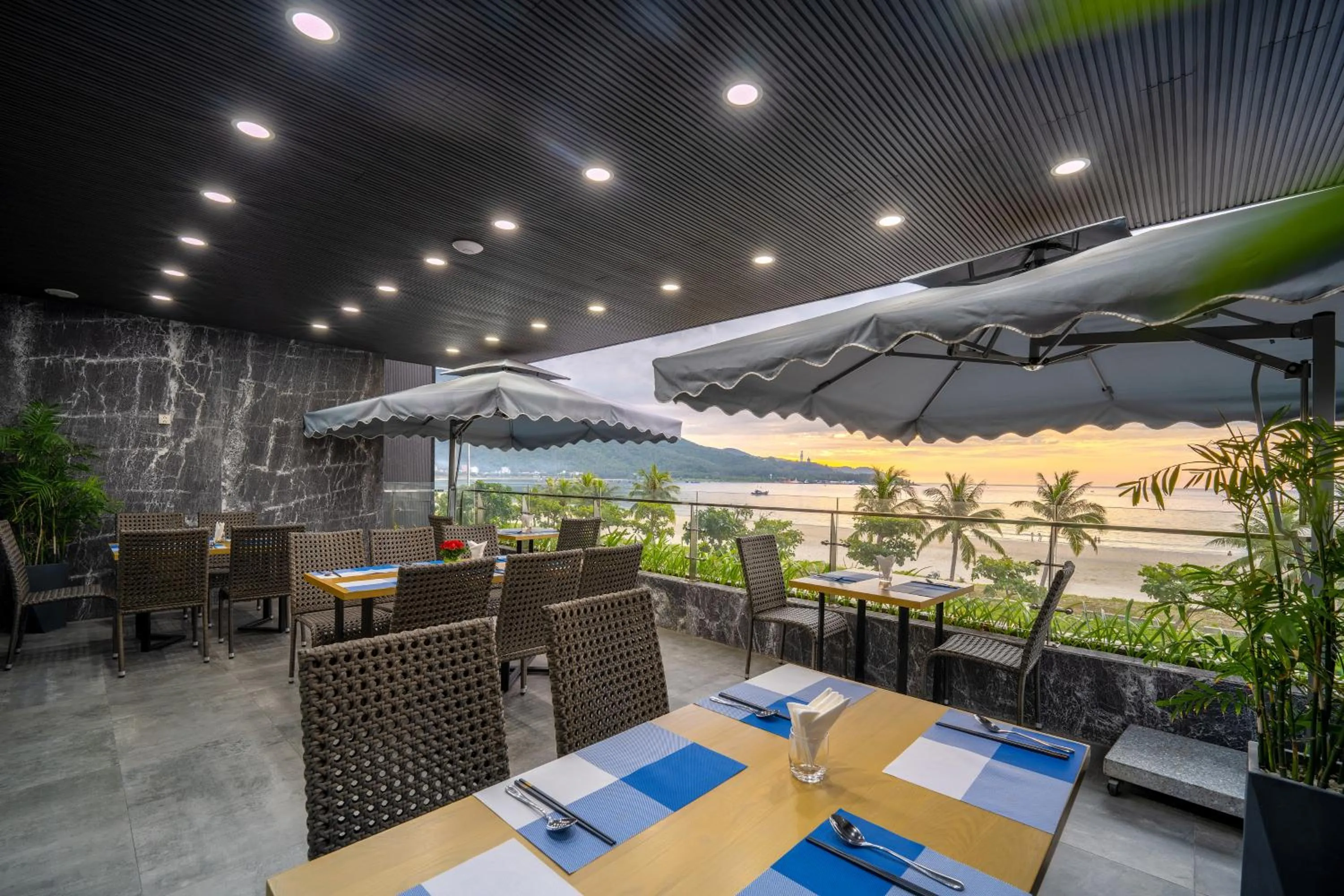 Restaurant/places to eat in Nguyen Gia Hotel