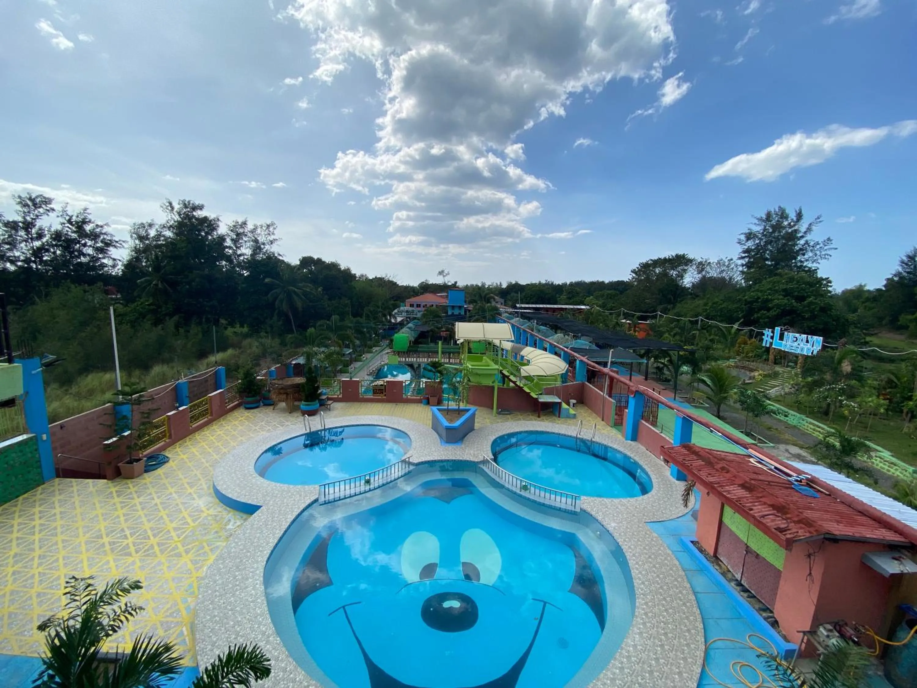 Aqua park in RedDoorz Plus @ Lhexlyn Resort San Narciso