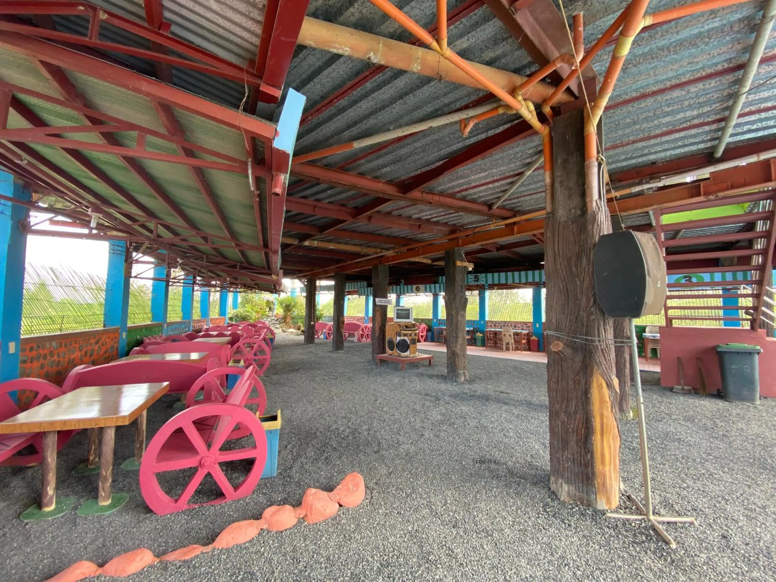 Day in RedDoorz Plus @ Lhexlyn Resort San Narciso