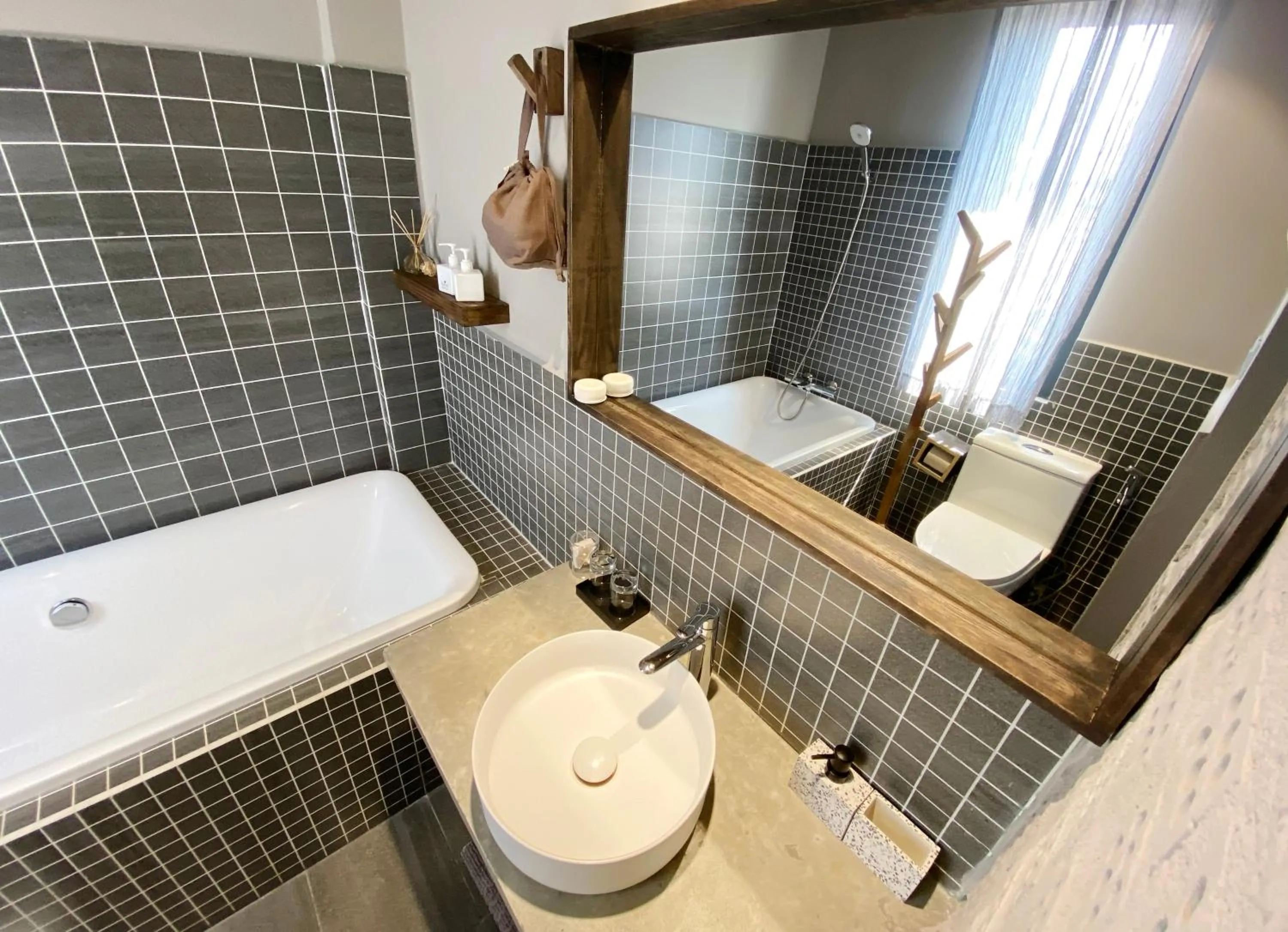 Bathroom in Kaia Gallery Hotel Hoi An