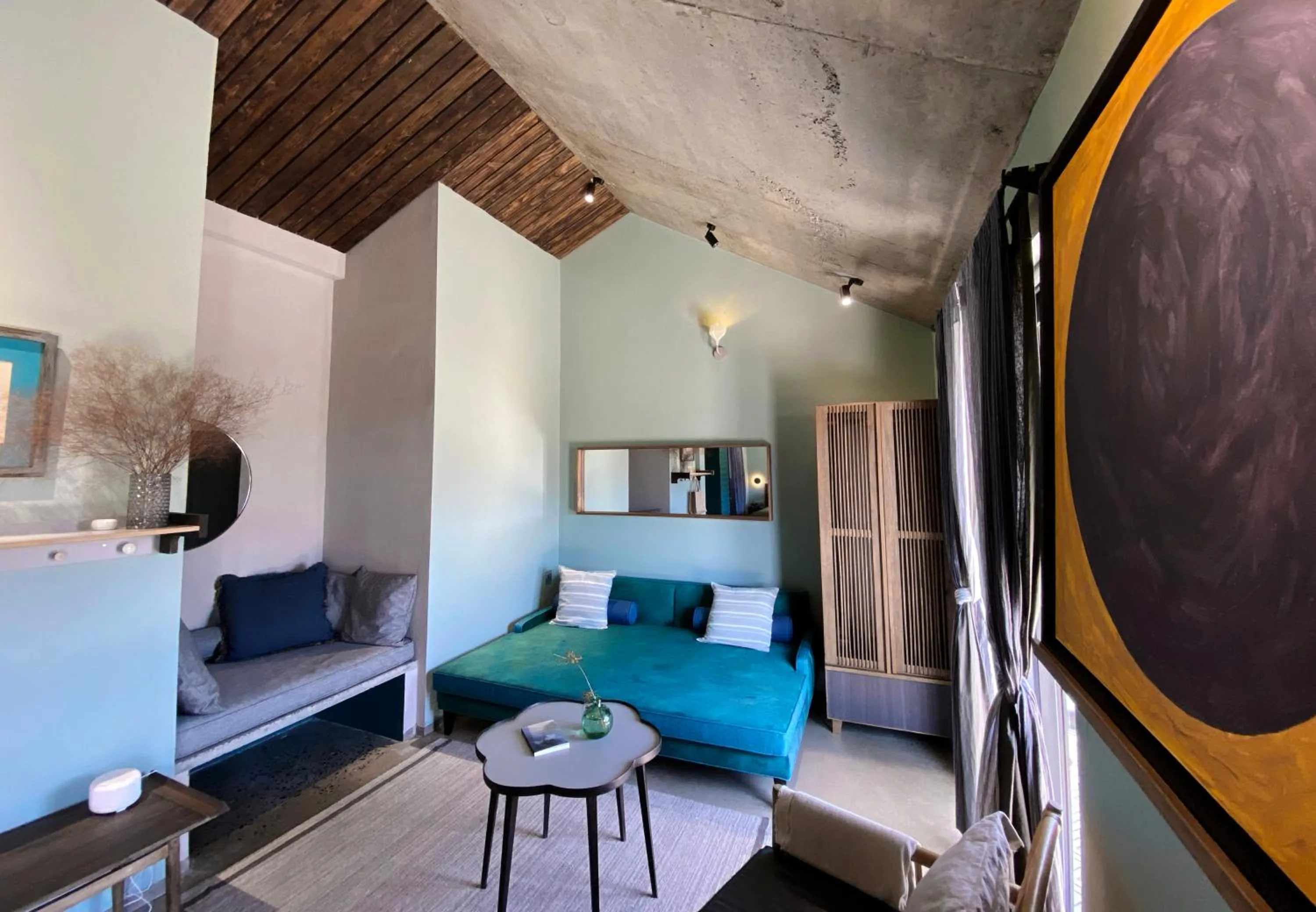 Photo of the whole room in Kaia Gallery Hotel Hoi An